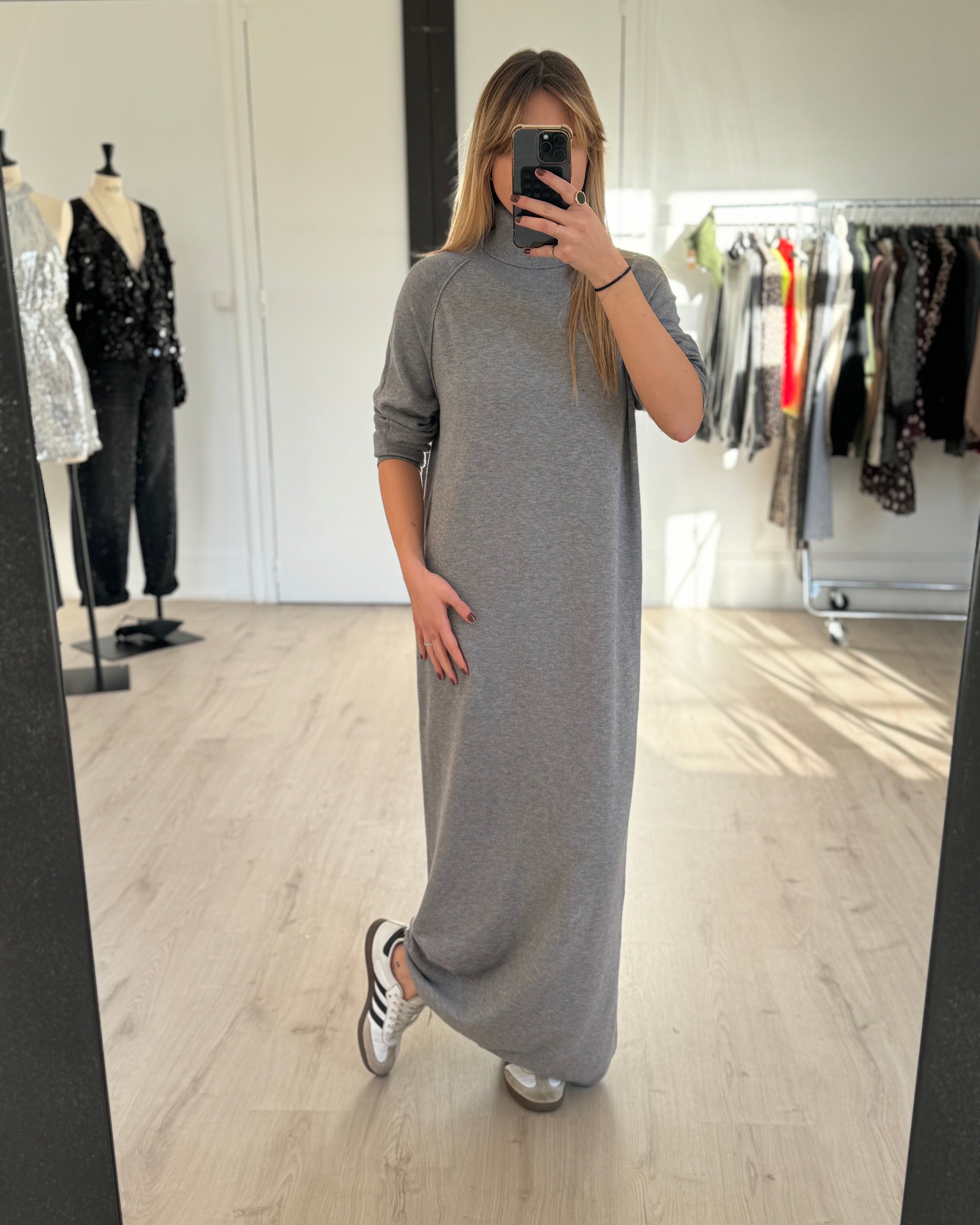 Robe pull col roulé