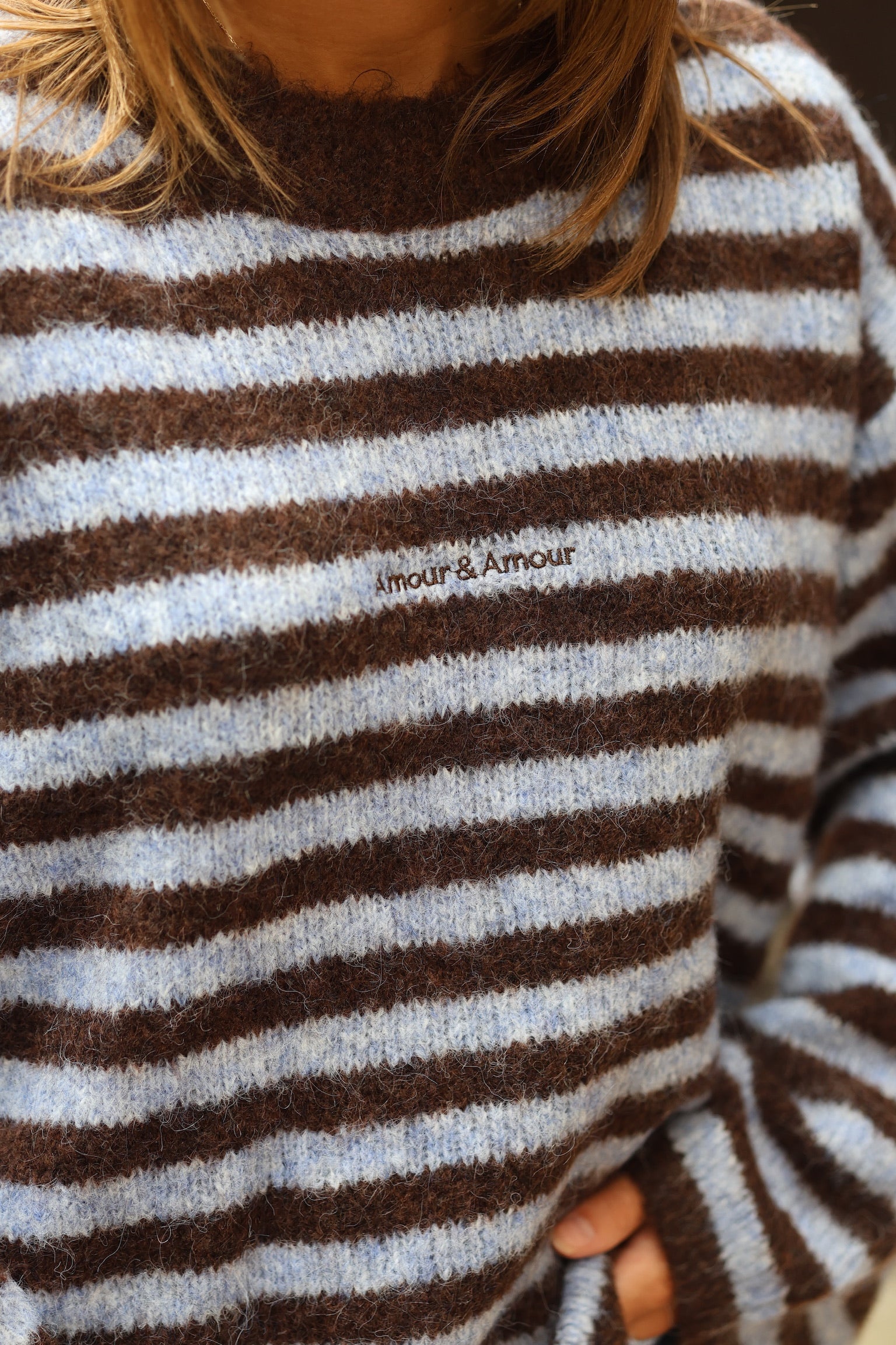 Pull rayé "AMOUR"