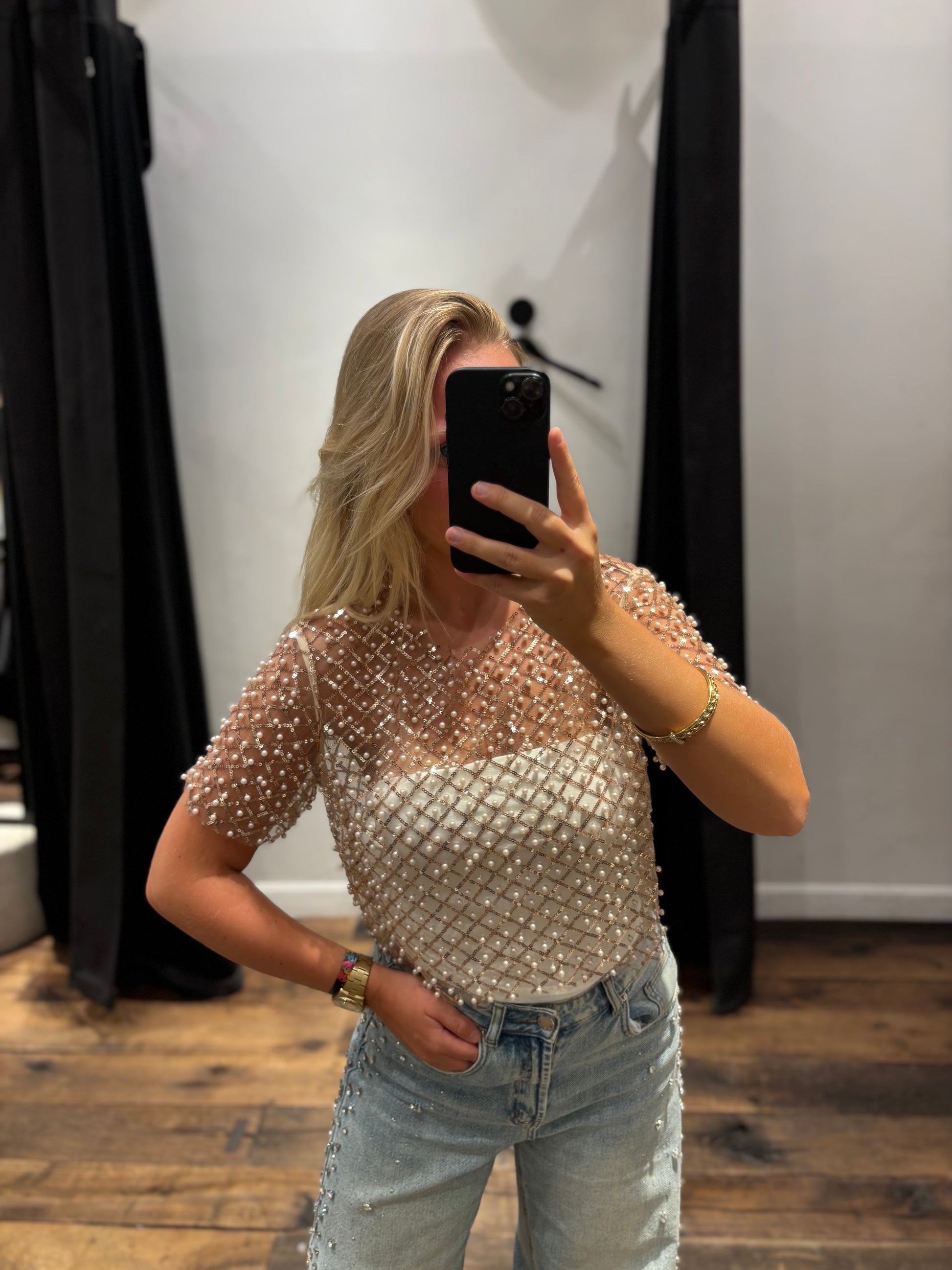 T-shirt sequin ajouré