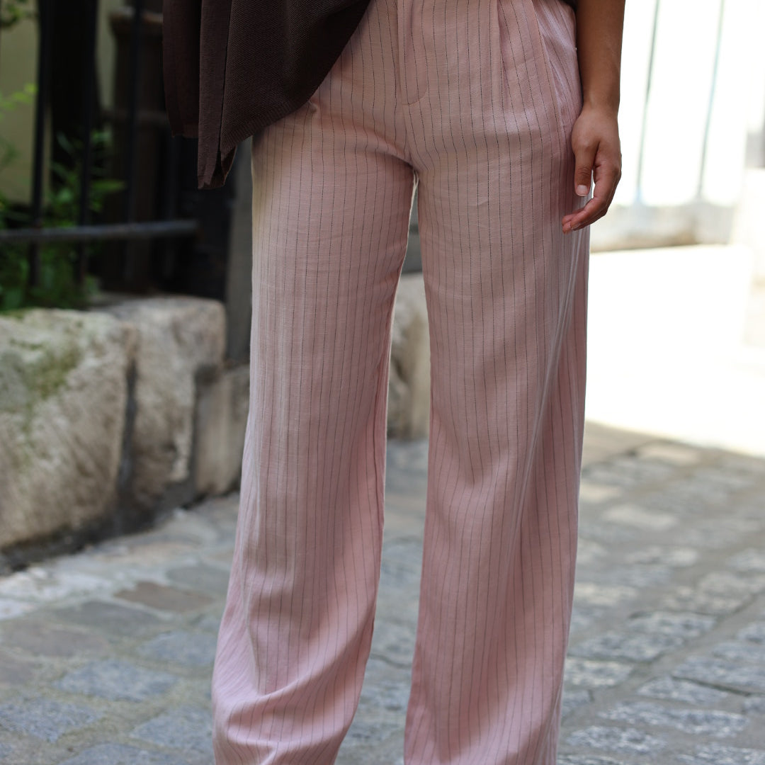pantalon de tailleur rayé rose