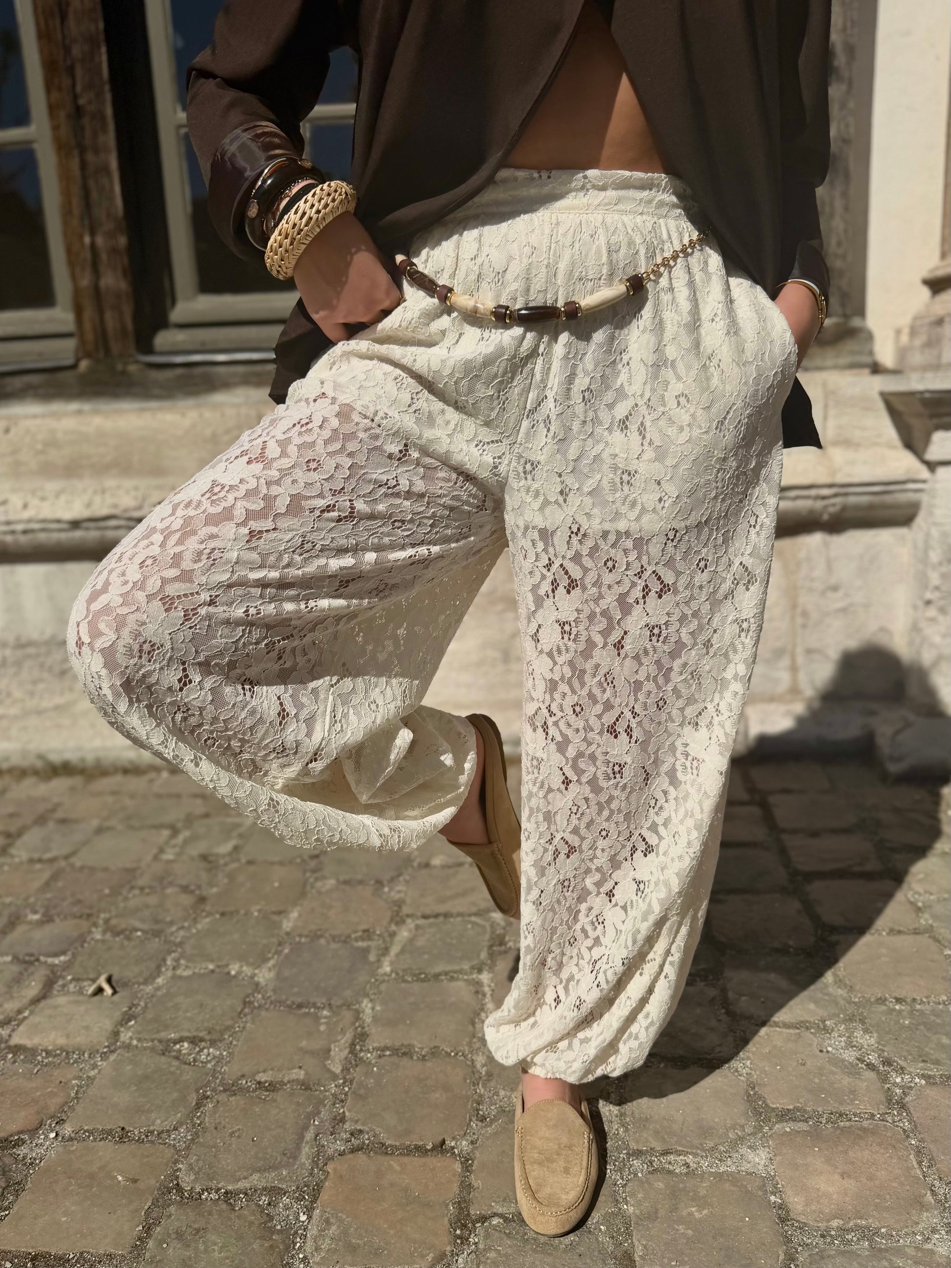 Pantalon ballon à dentelle beige