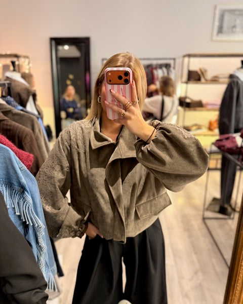 Veste en suédine grise