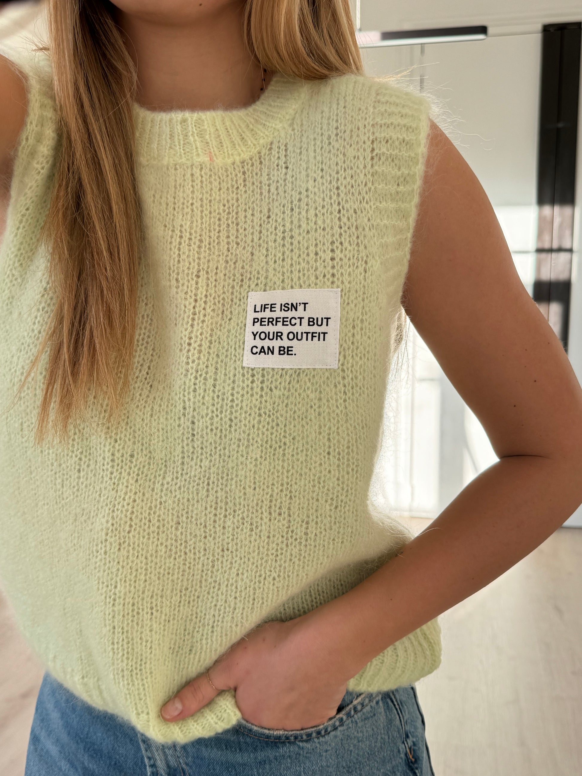 pull sans manches "outfit"