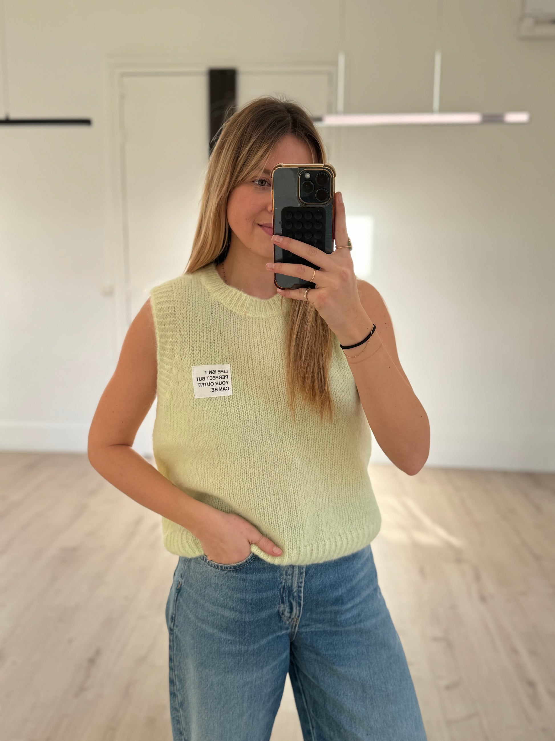 pull sans manches "outfit"