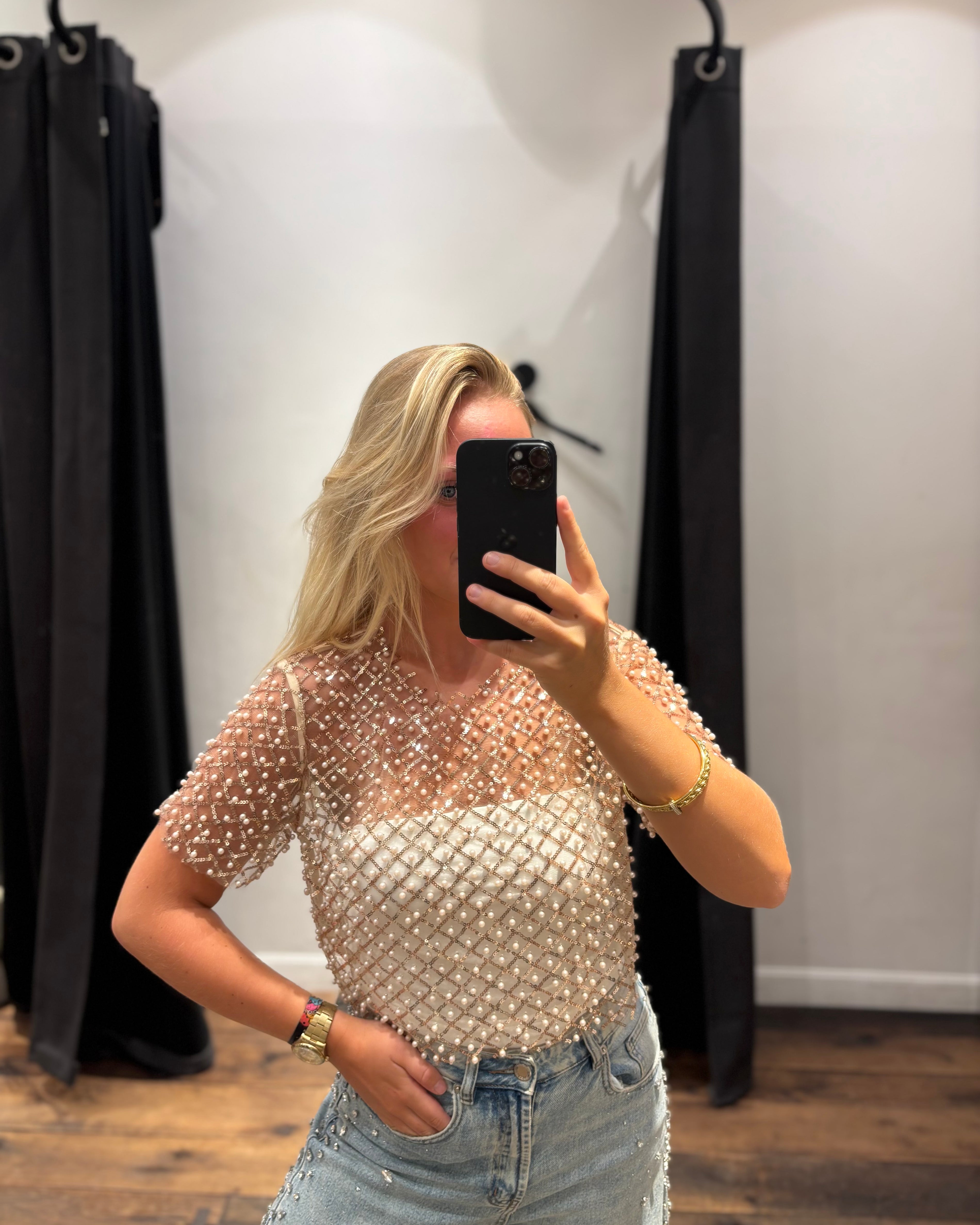 T-shirt sequin ajouré