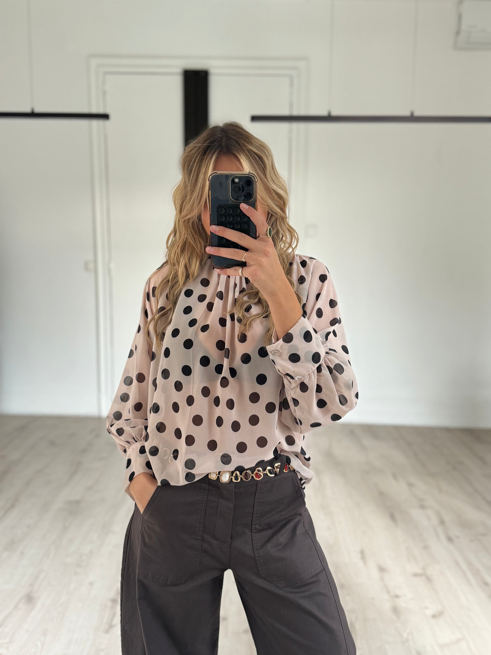 blouse à pois écru