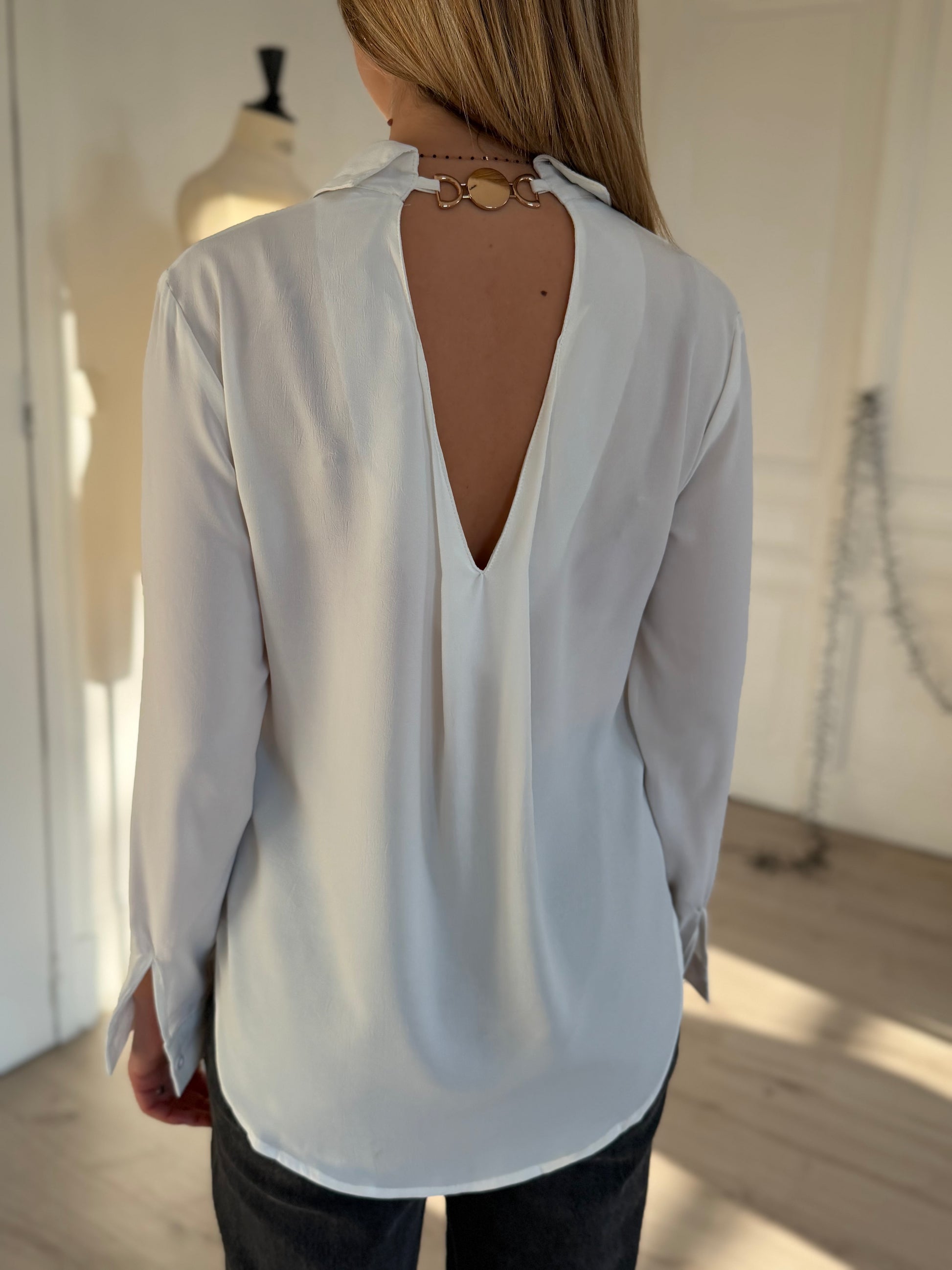 Chemise dos nu bijoux