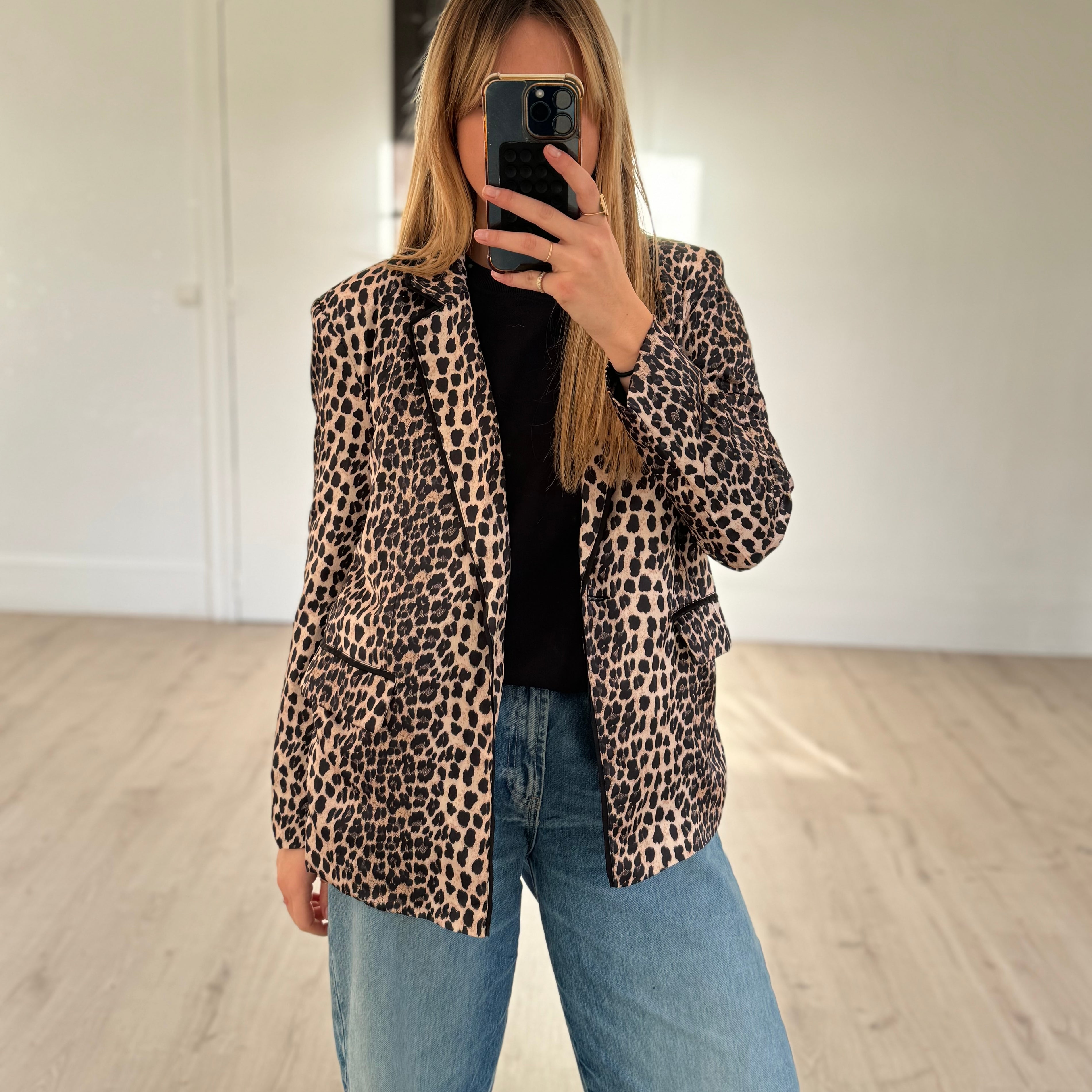 veste satinée léopard
