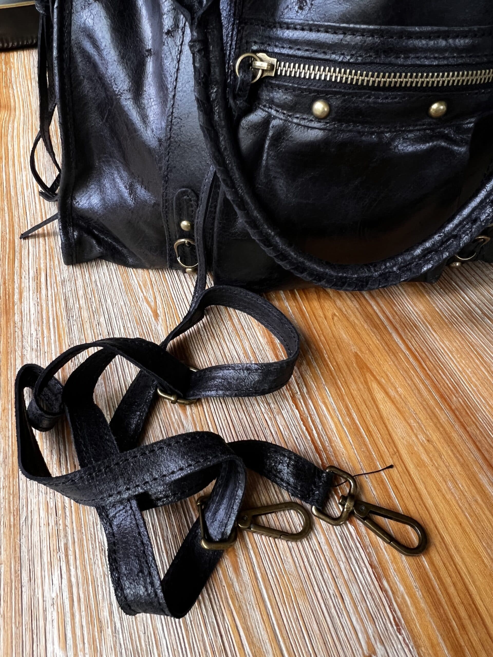 4112704F-A9E6-4764-96C3-FB6E68ECF69D