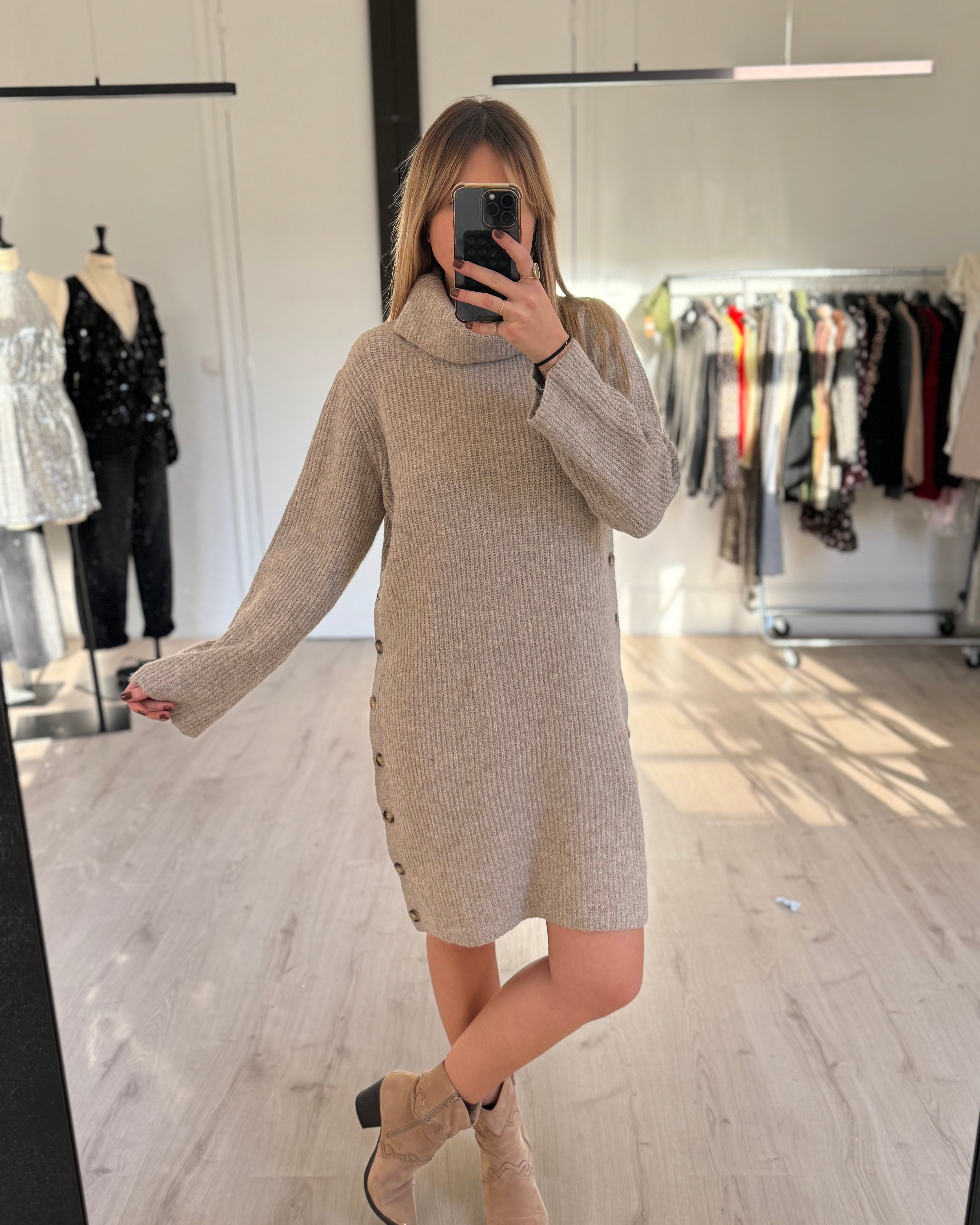 Robe pull courte