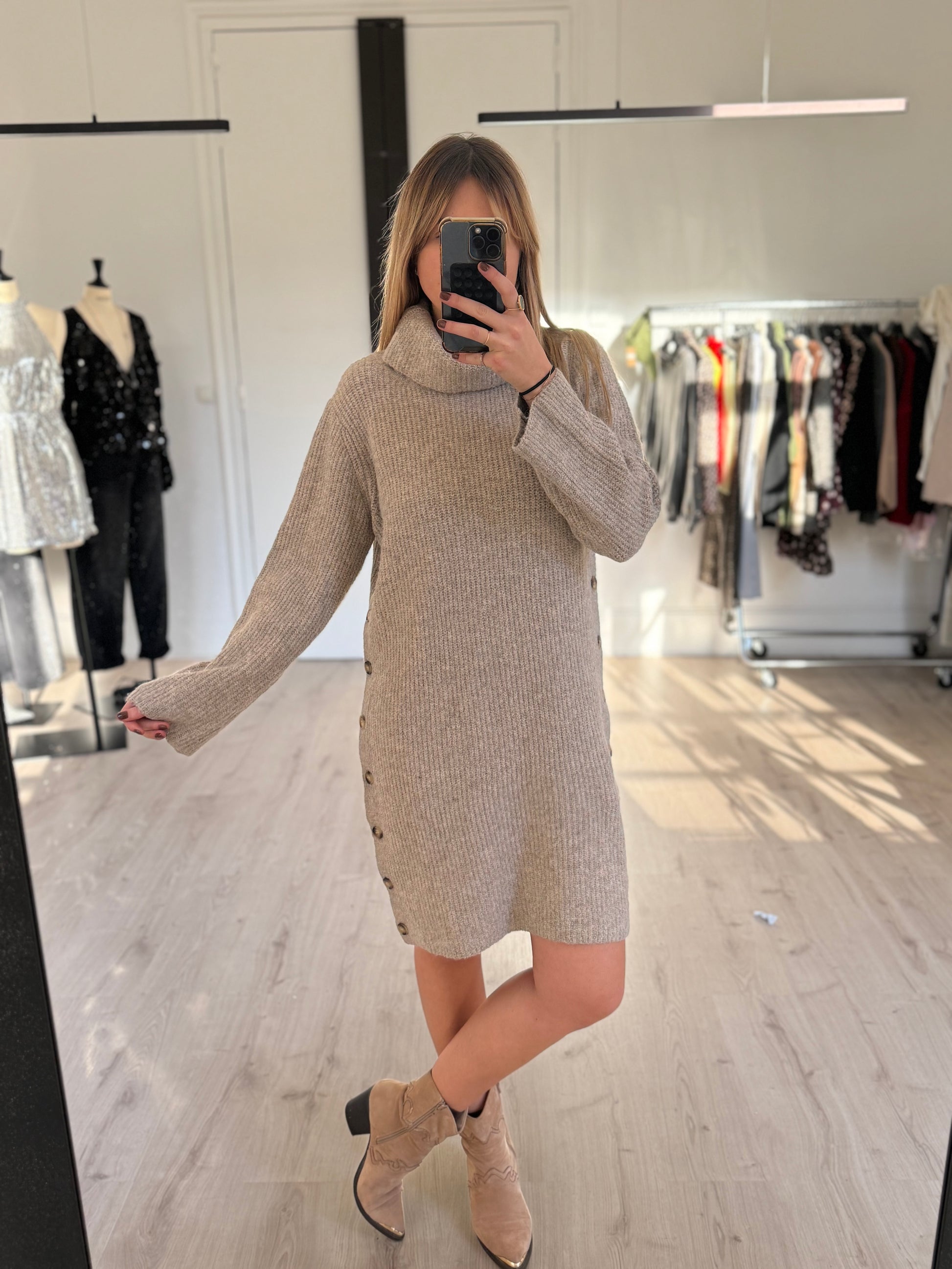 Robe pull courte