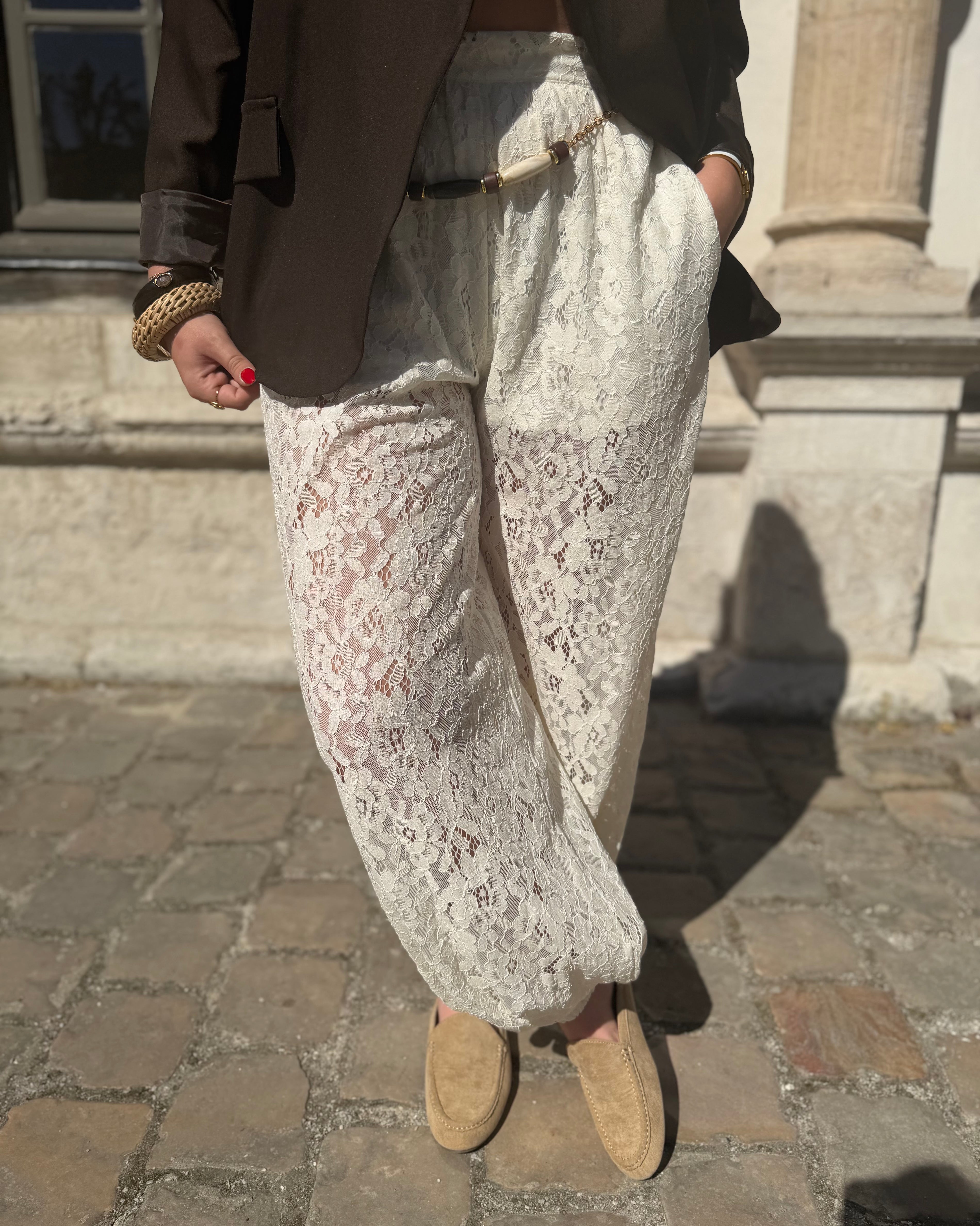 Pantalon ballon à dentelle beige