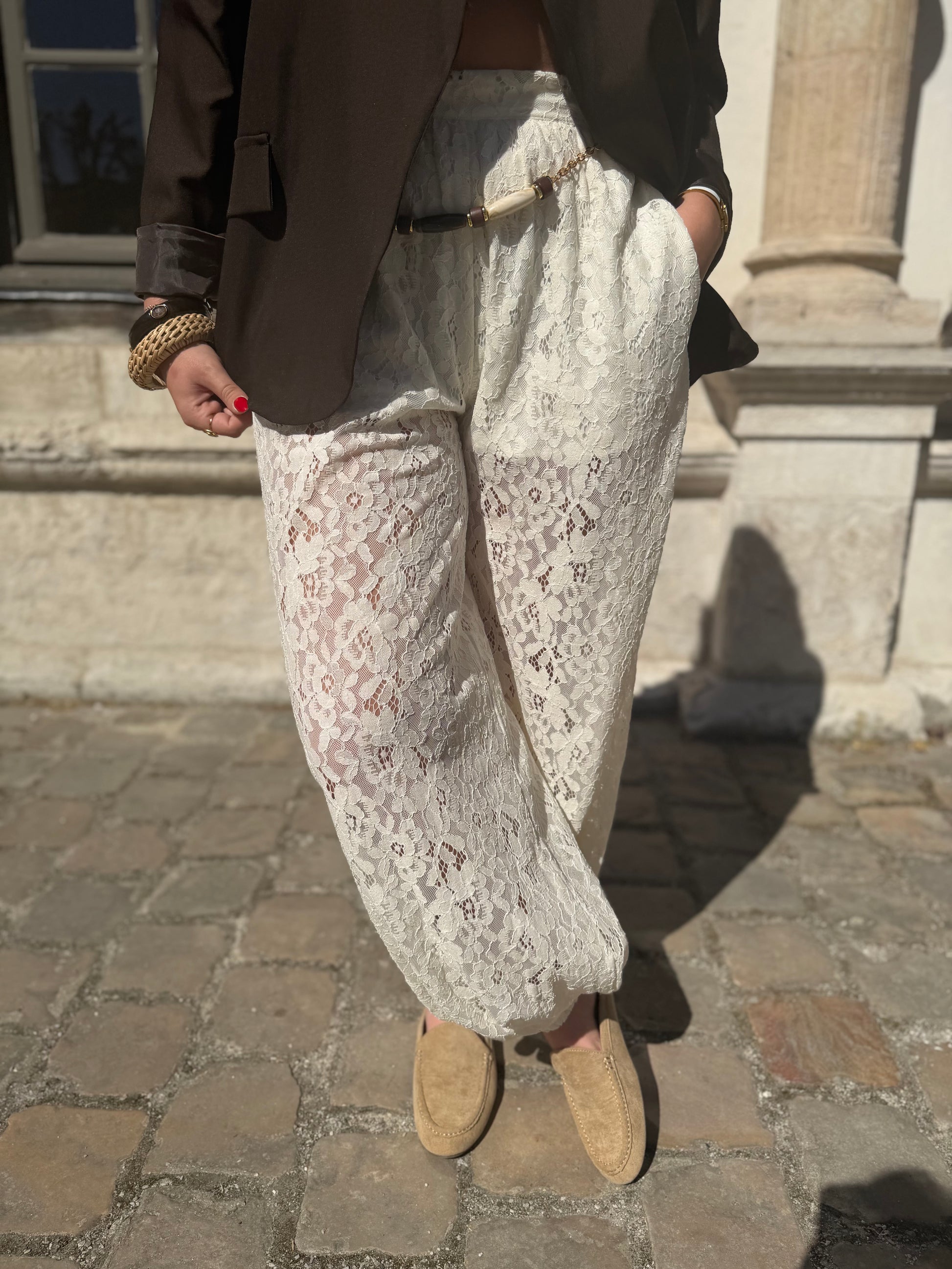 Pantalon ballon à dentelle beige