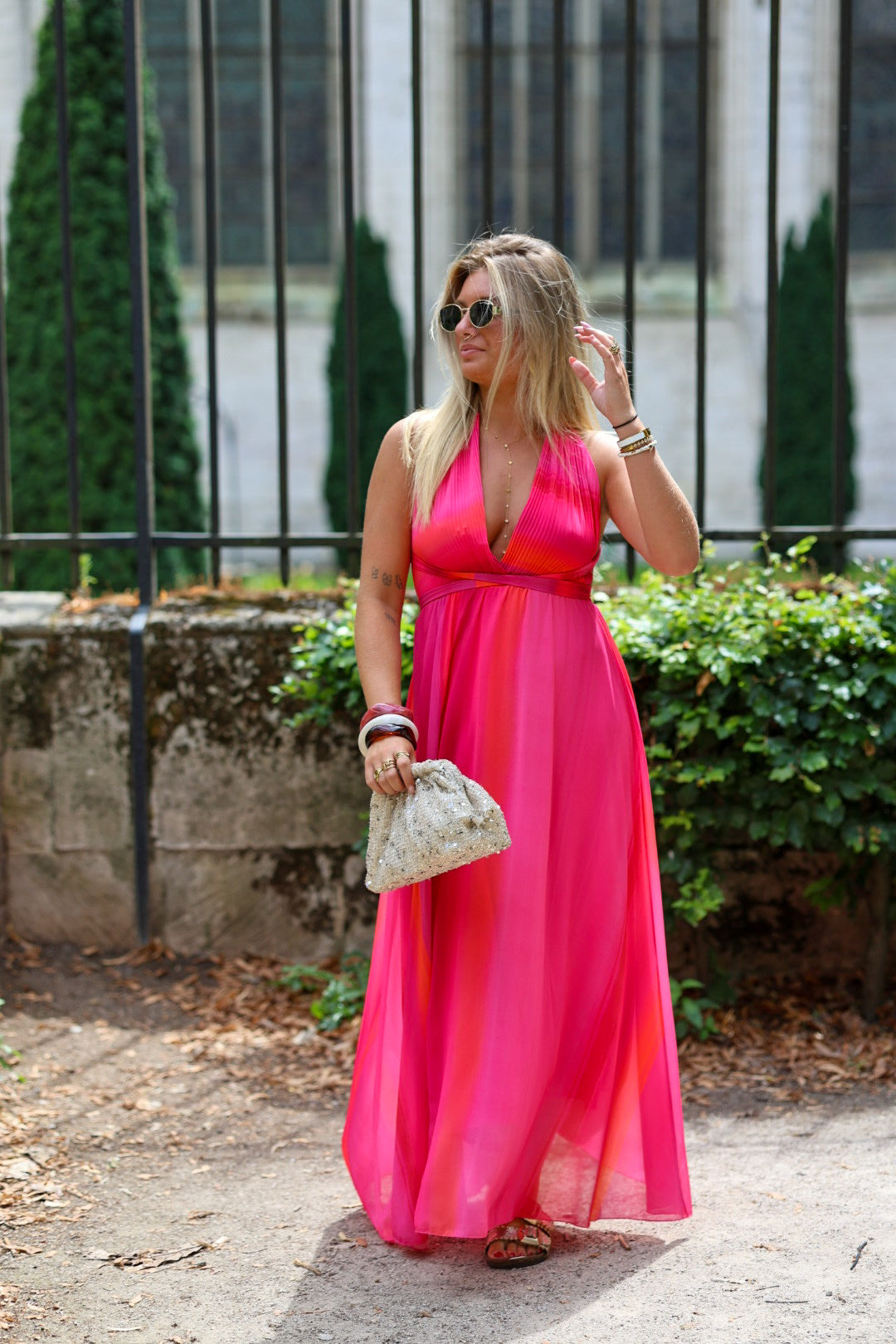 robe dos nu rose