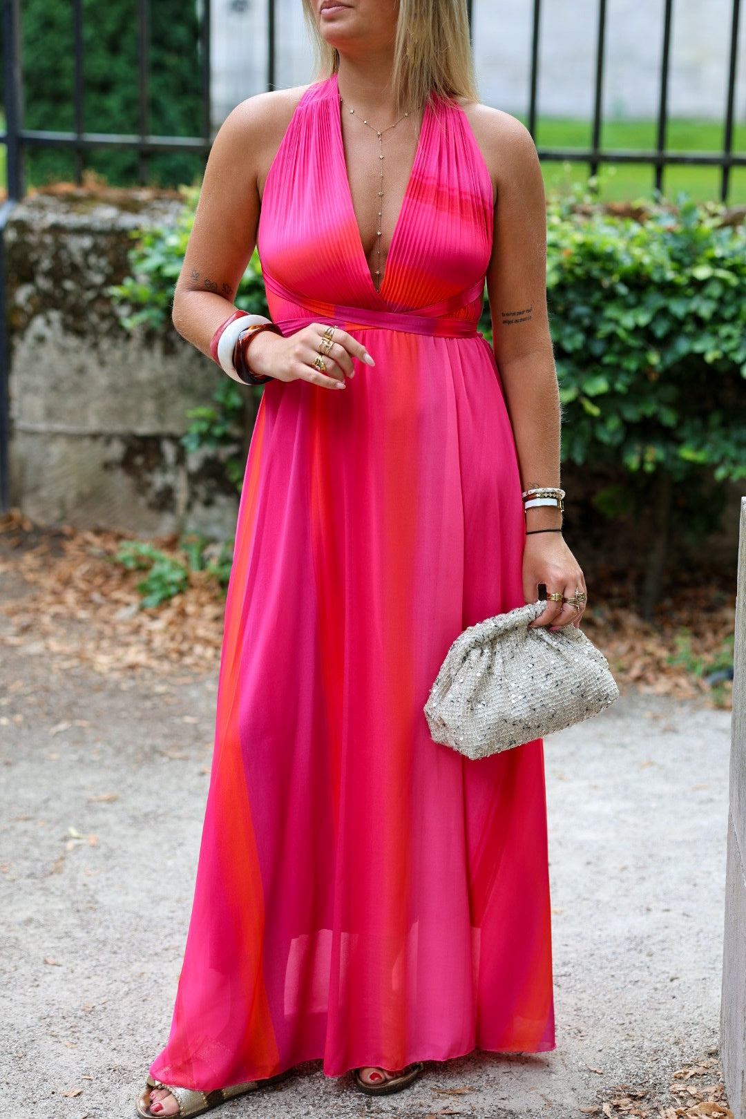 robe dos nu rose
