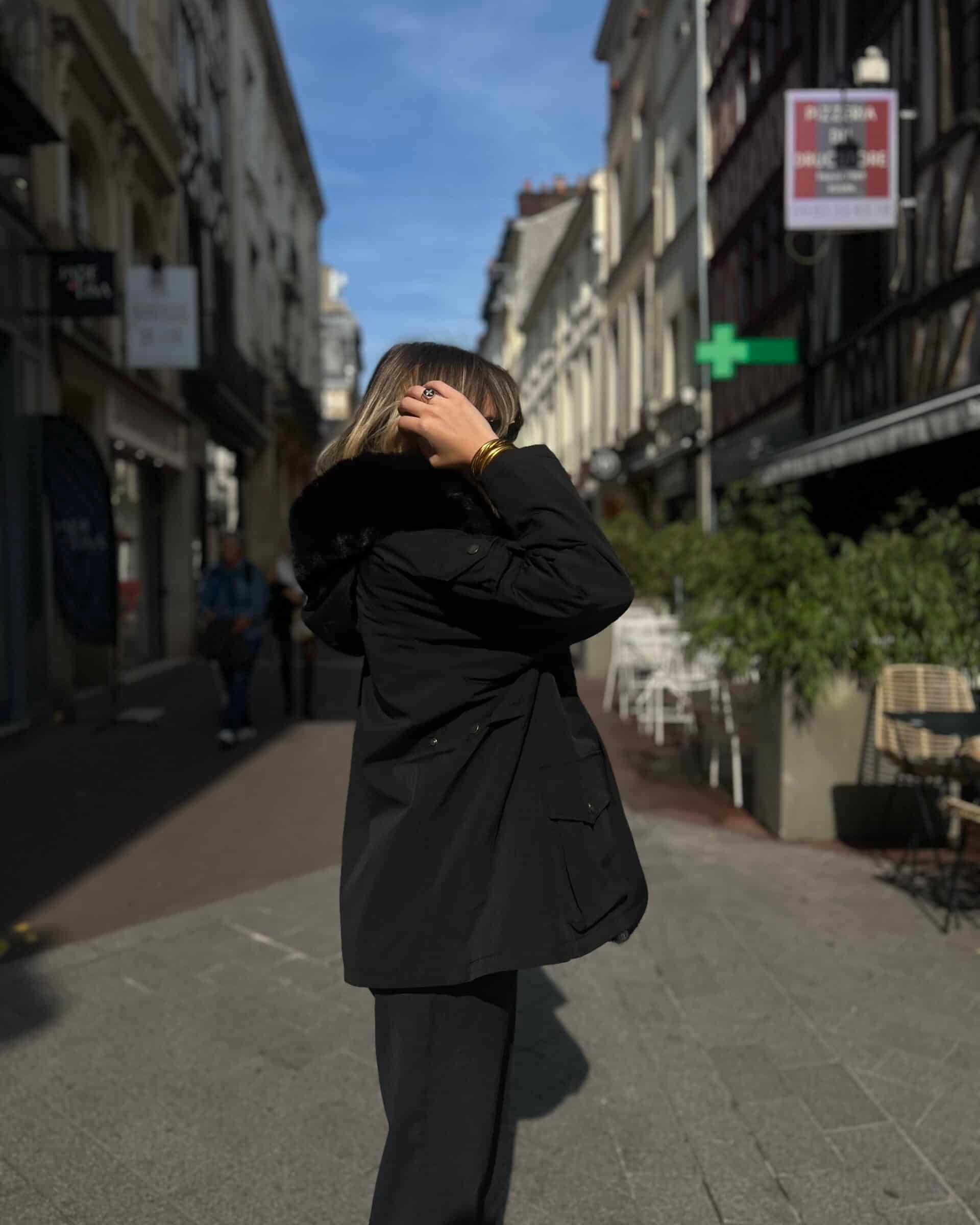 59452970-A783-4816-BE79-76E1CC28B271