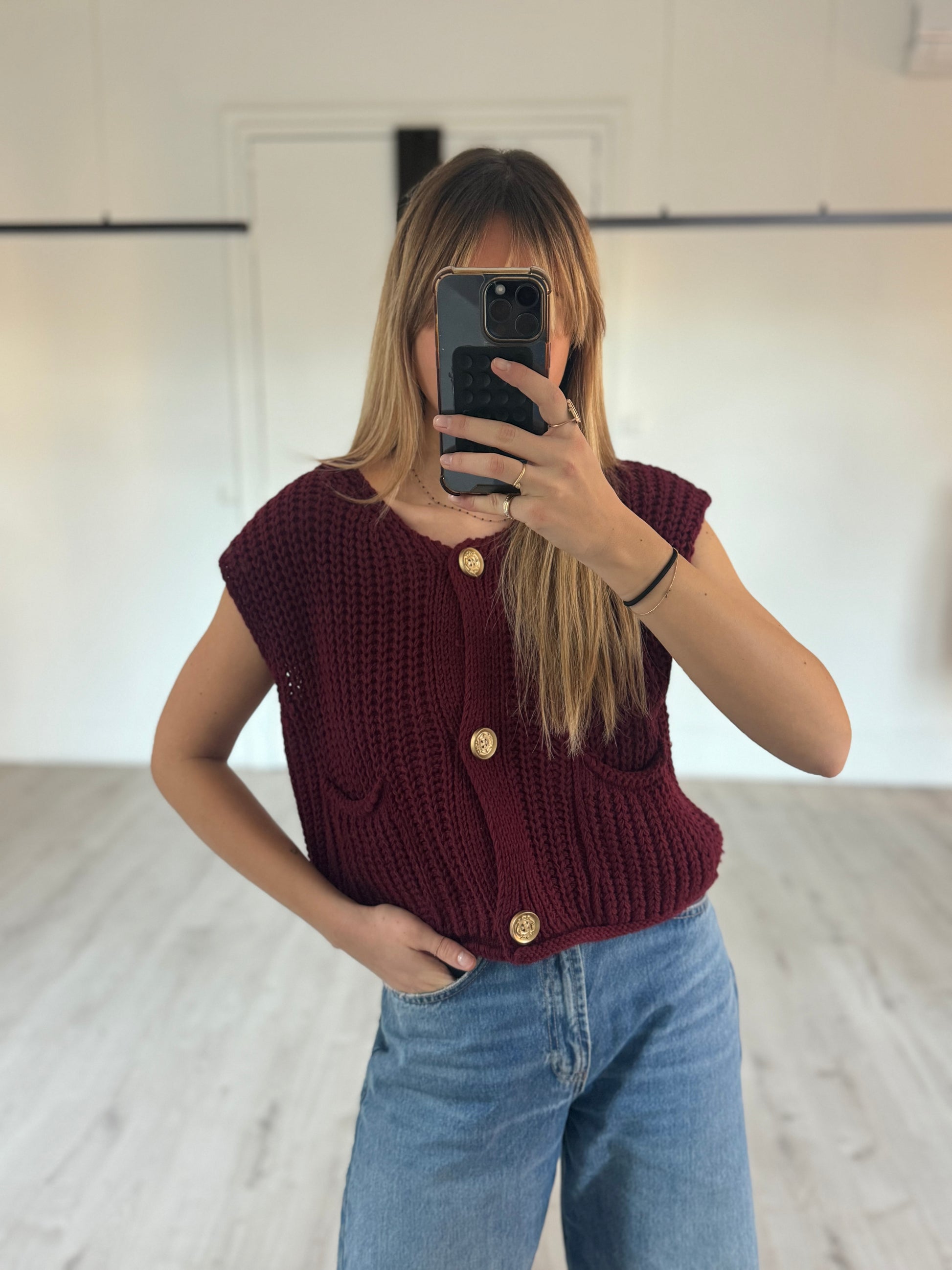pull sans manche en maille