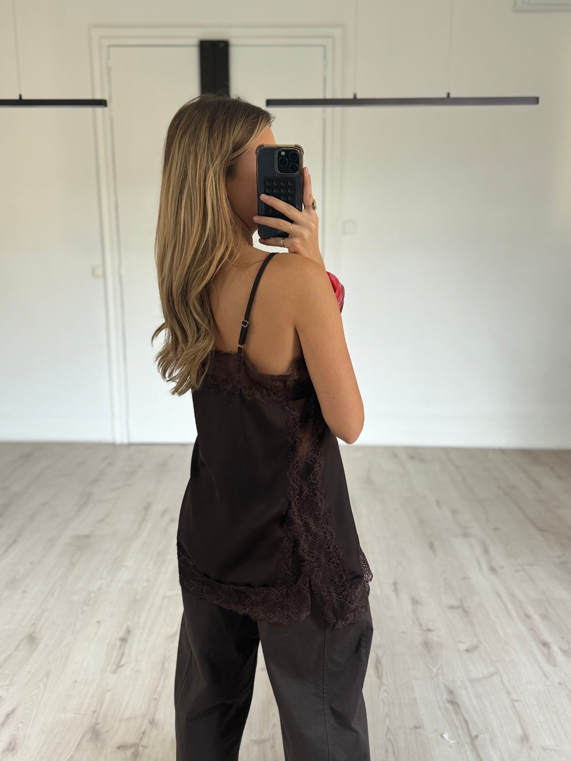 Débardeur dentelle droit