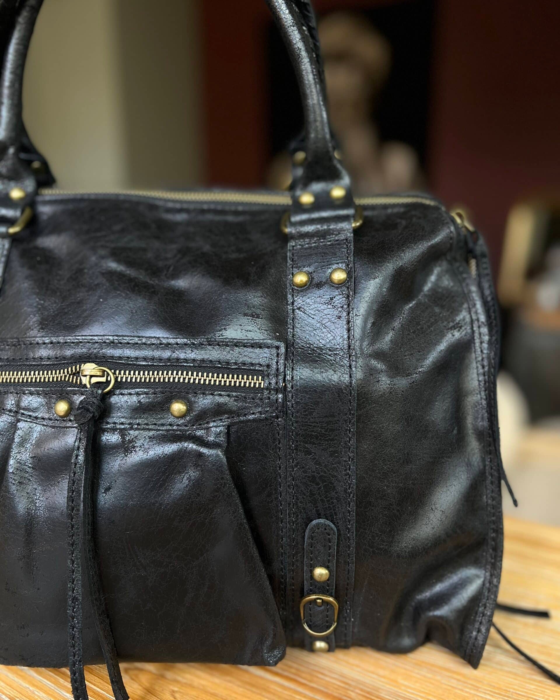 76FB2019-CC96-4D7E-96DD-44F3C1CC73EA