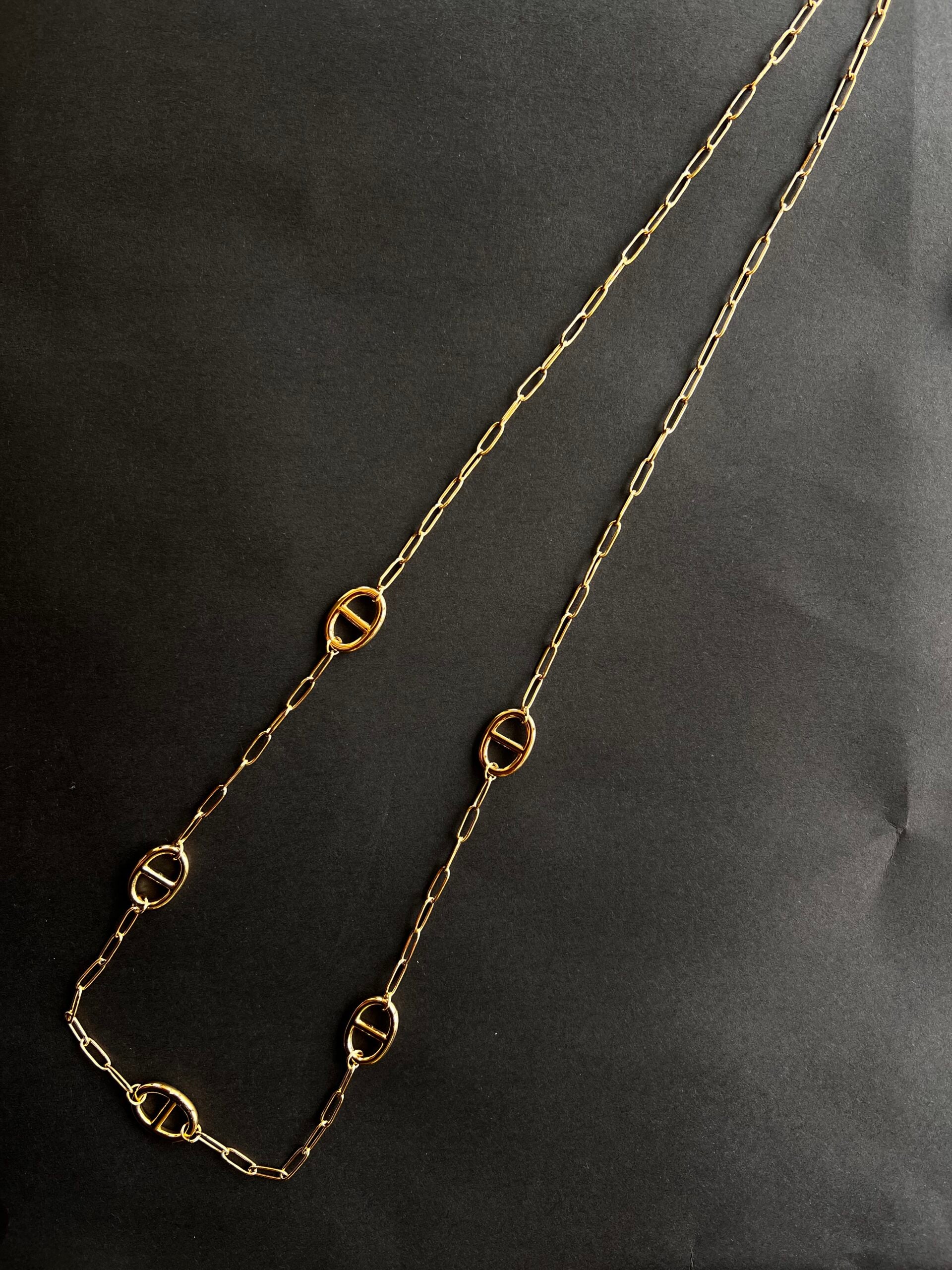 7950D84B-9EB1-4A44-AEAE-5B5CB02A54DF