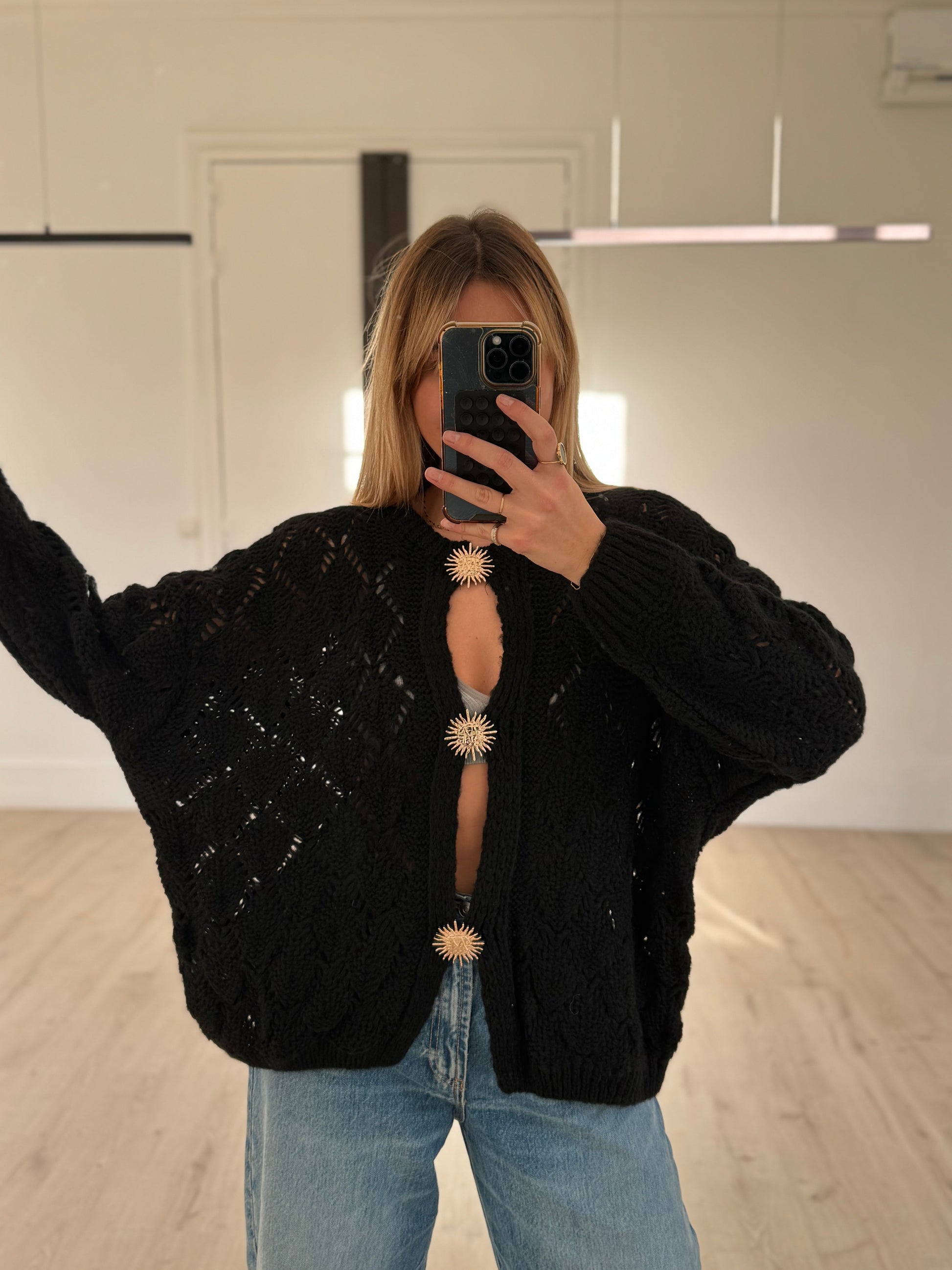 pull loose ajouré soleil