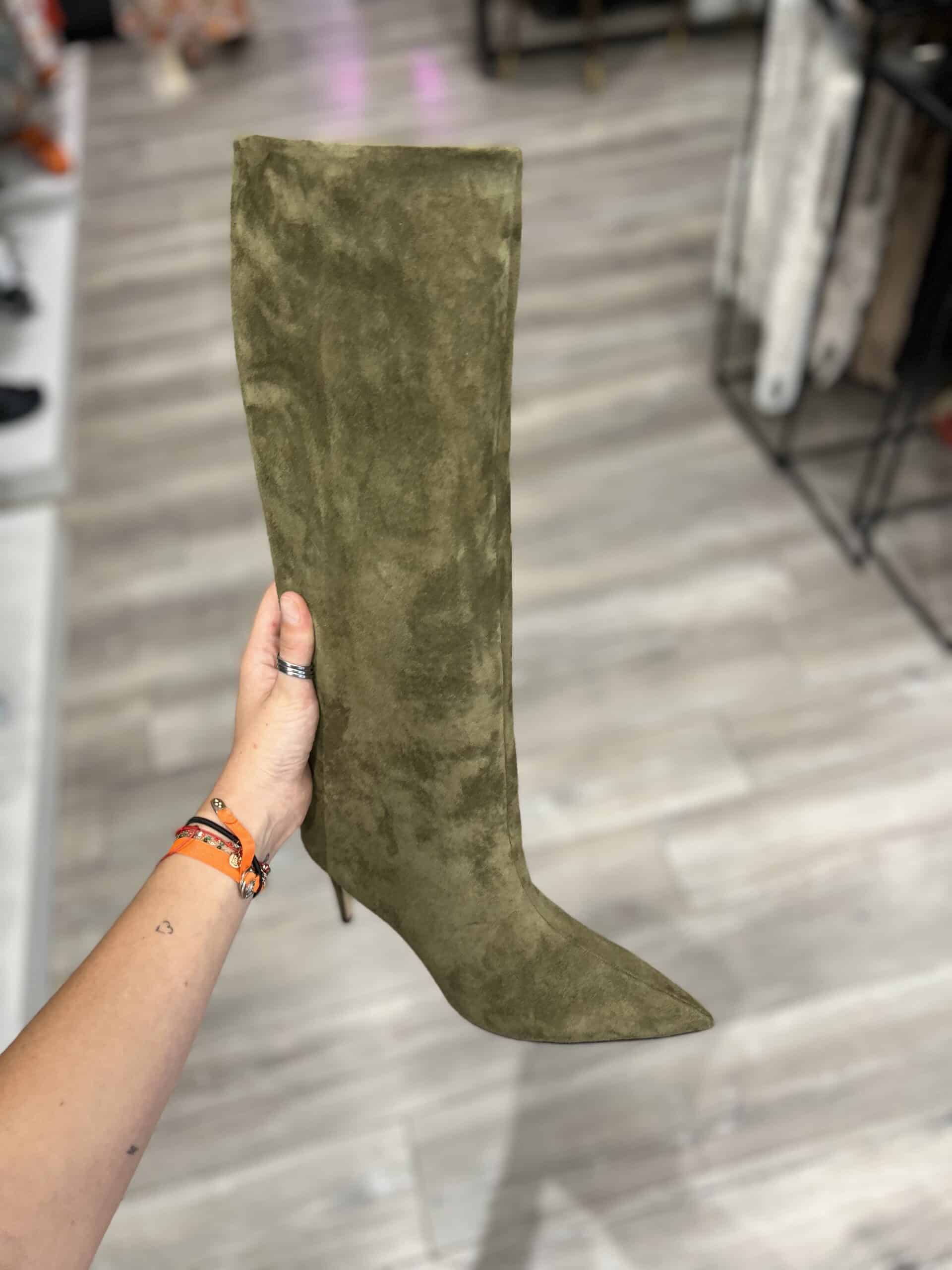 83FC3E46-1DCA-4EAF-90C0-4BE056025119