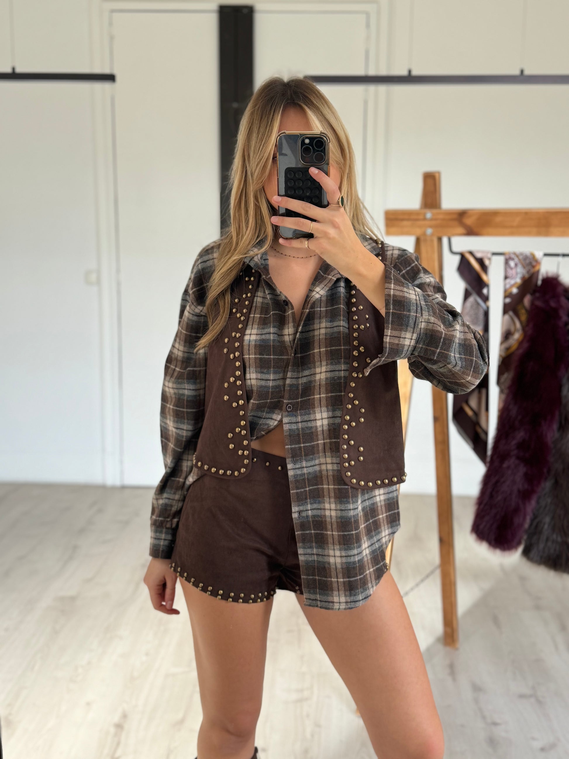 Veston suédine clouté