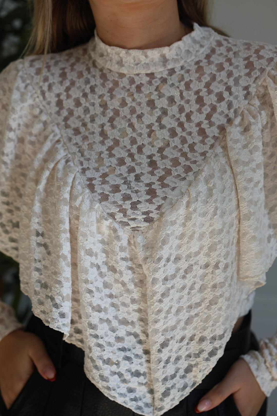 Top à dentelle "LOVIS"