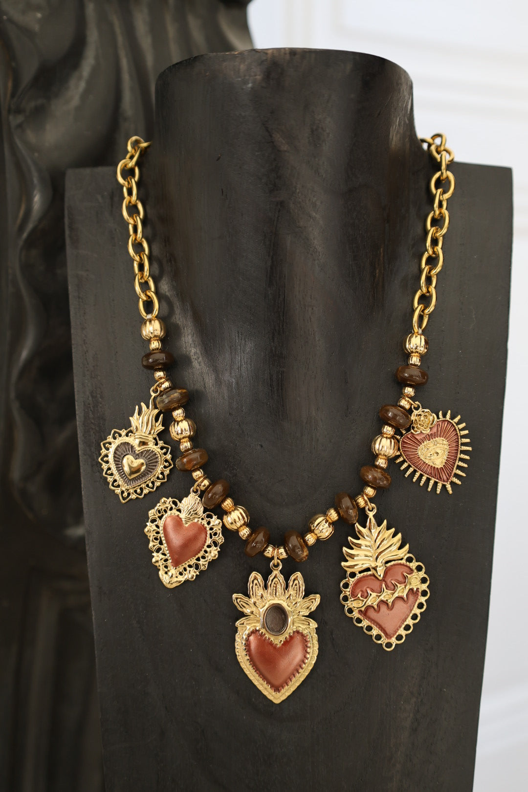 Collier « ex-voto » choco