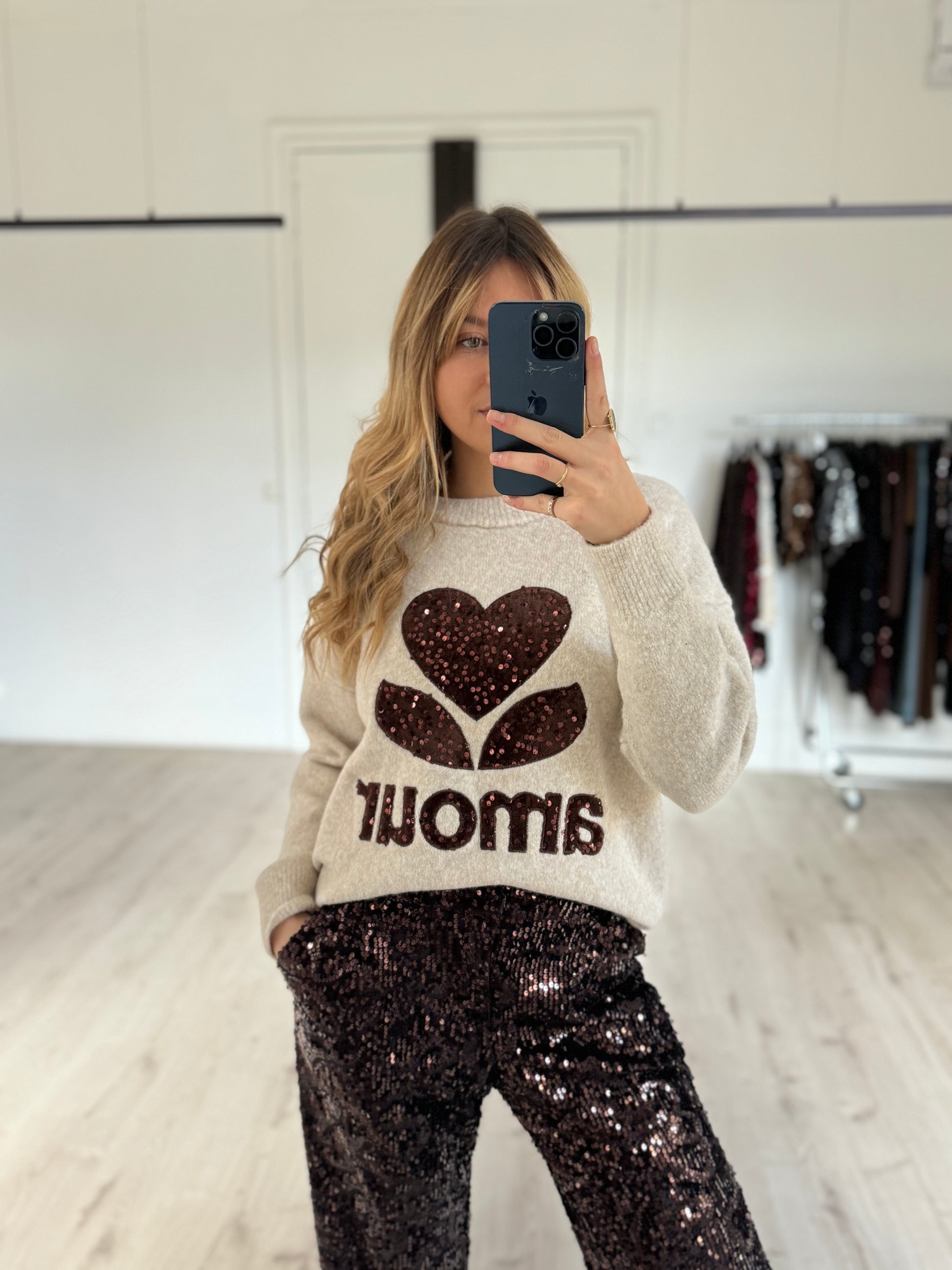 Pull « AMOUR »