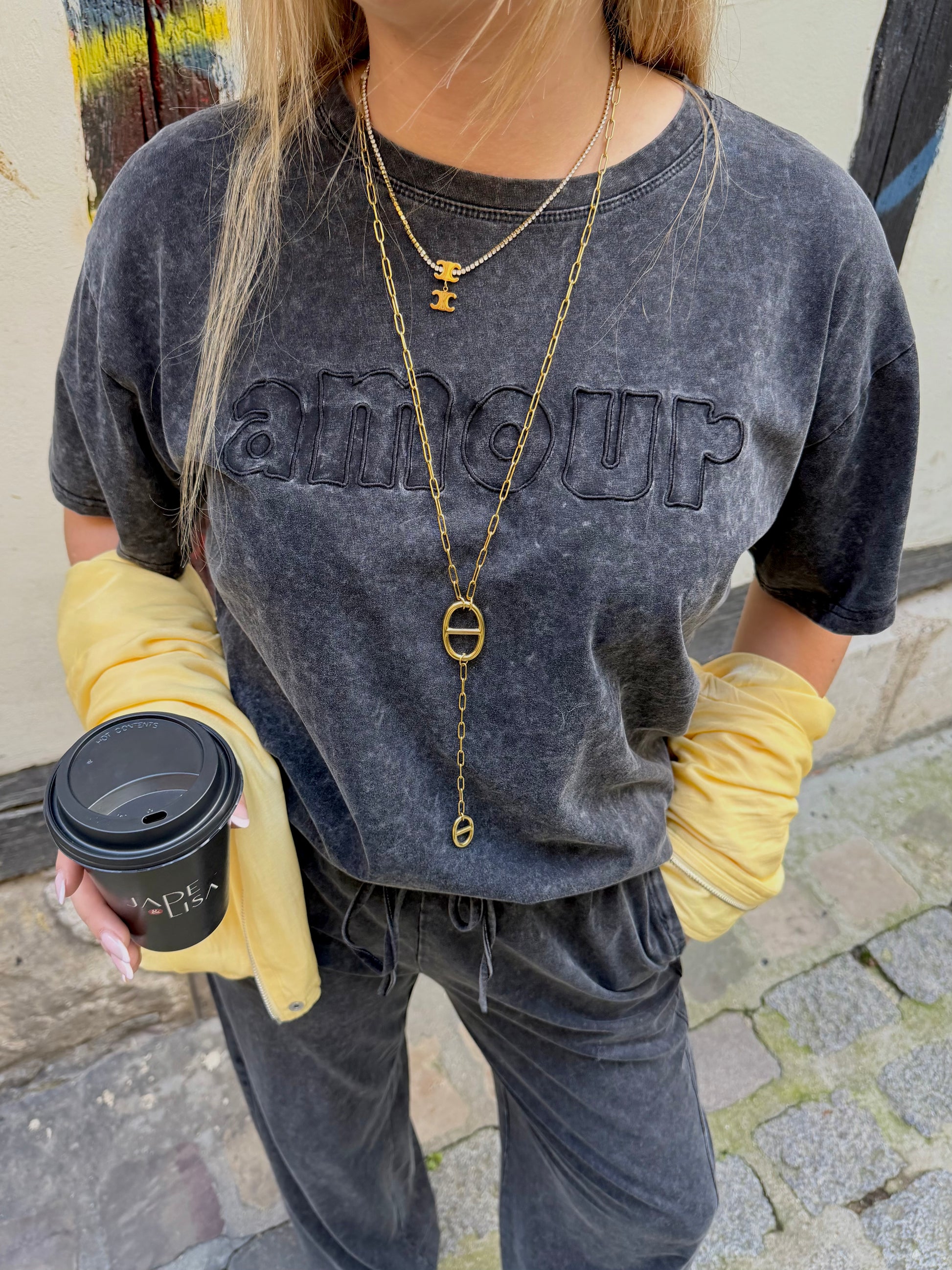 T-shirt « AMOUR »