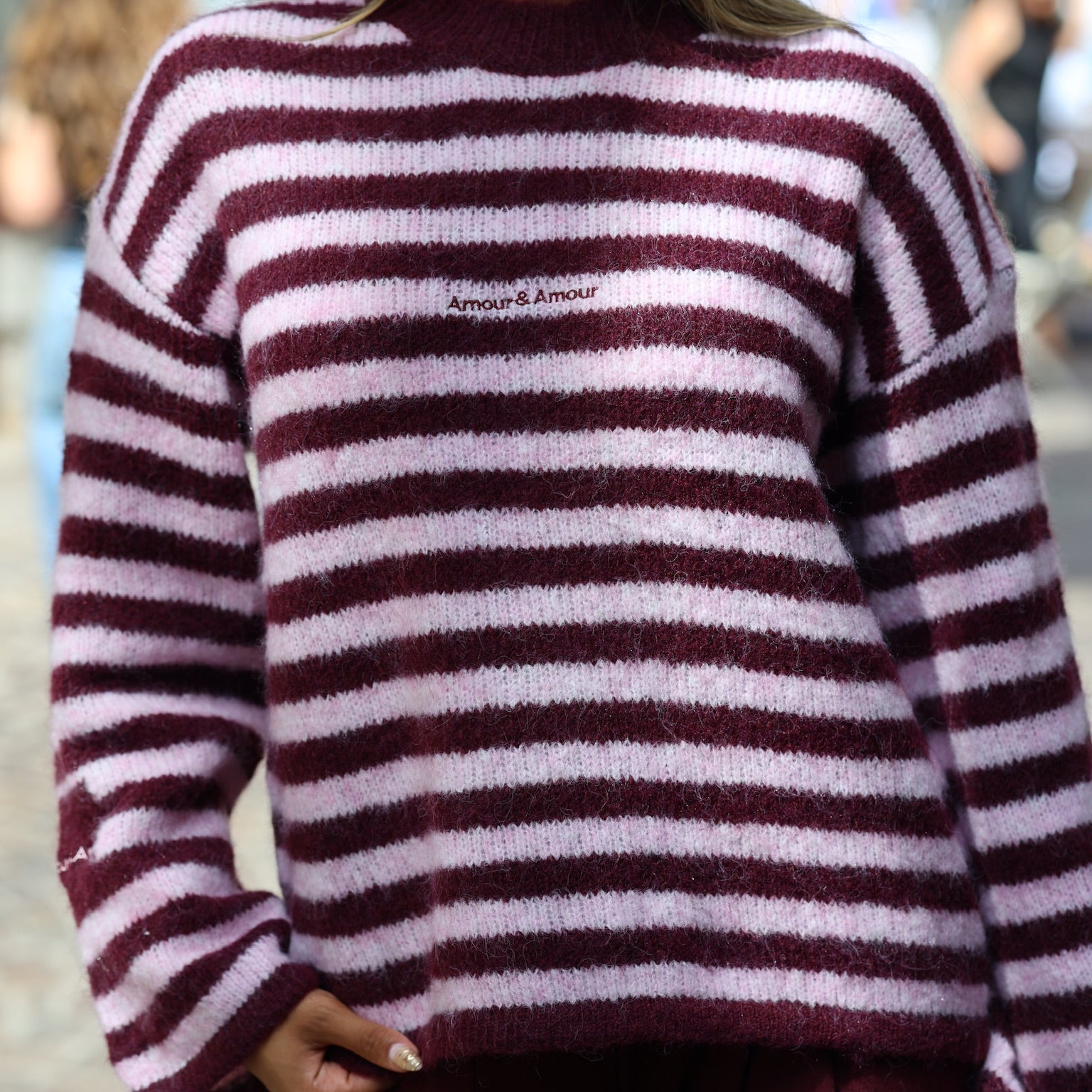 Pull rayé "AMOUR"