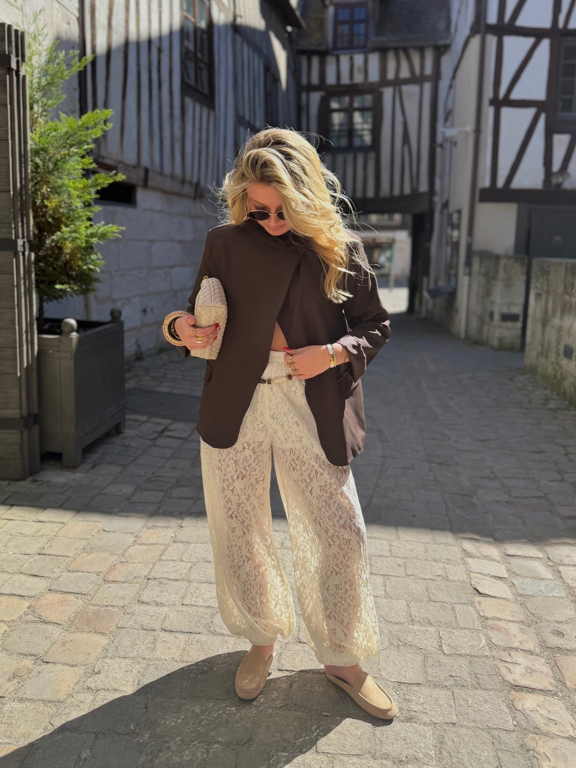 Pantalon ballon à dentelle beige
