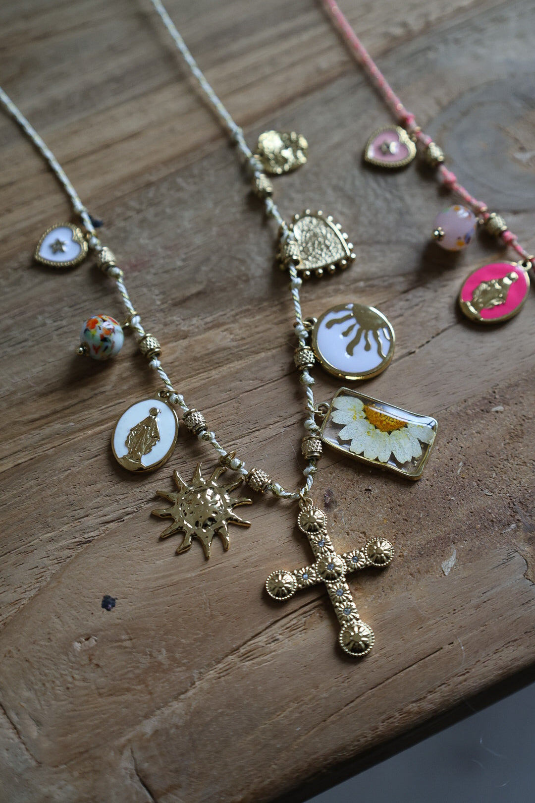 Collier fin pampille