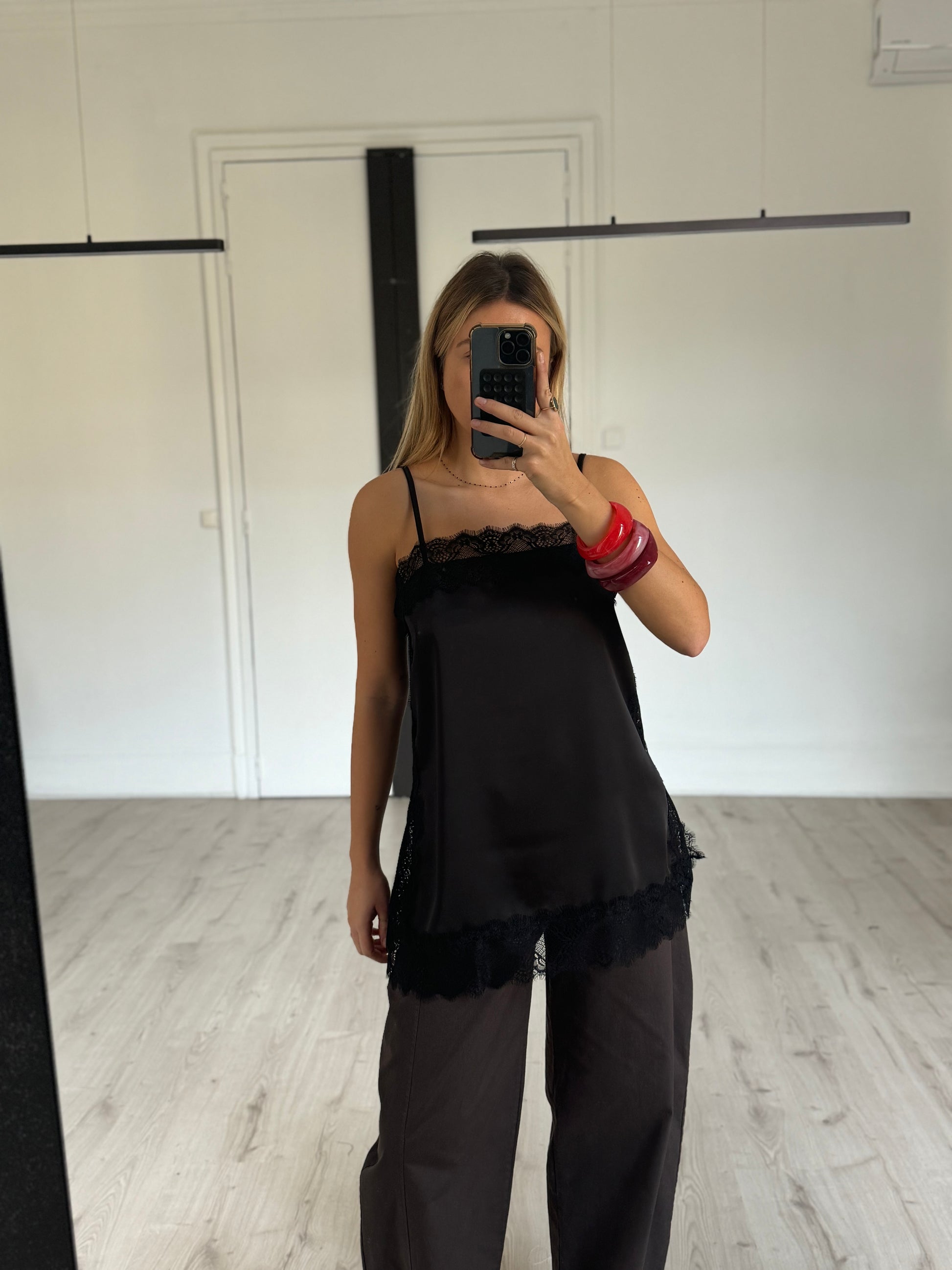 Débardeur dentelle droit