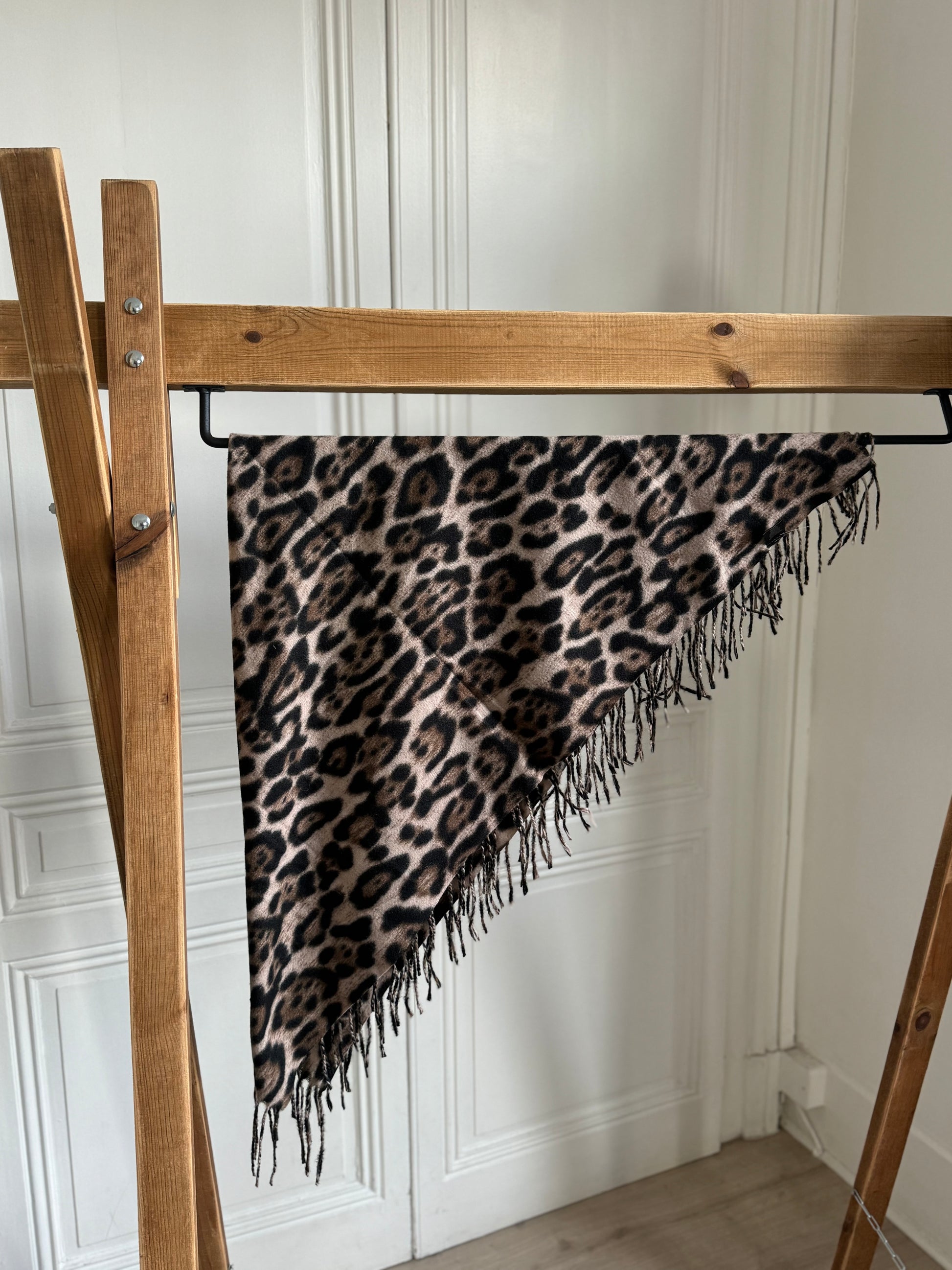 écharpe "raph" léopard camel