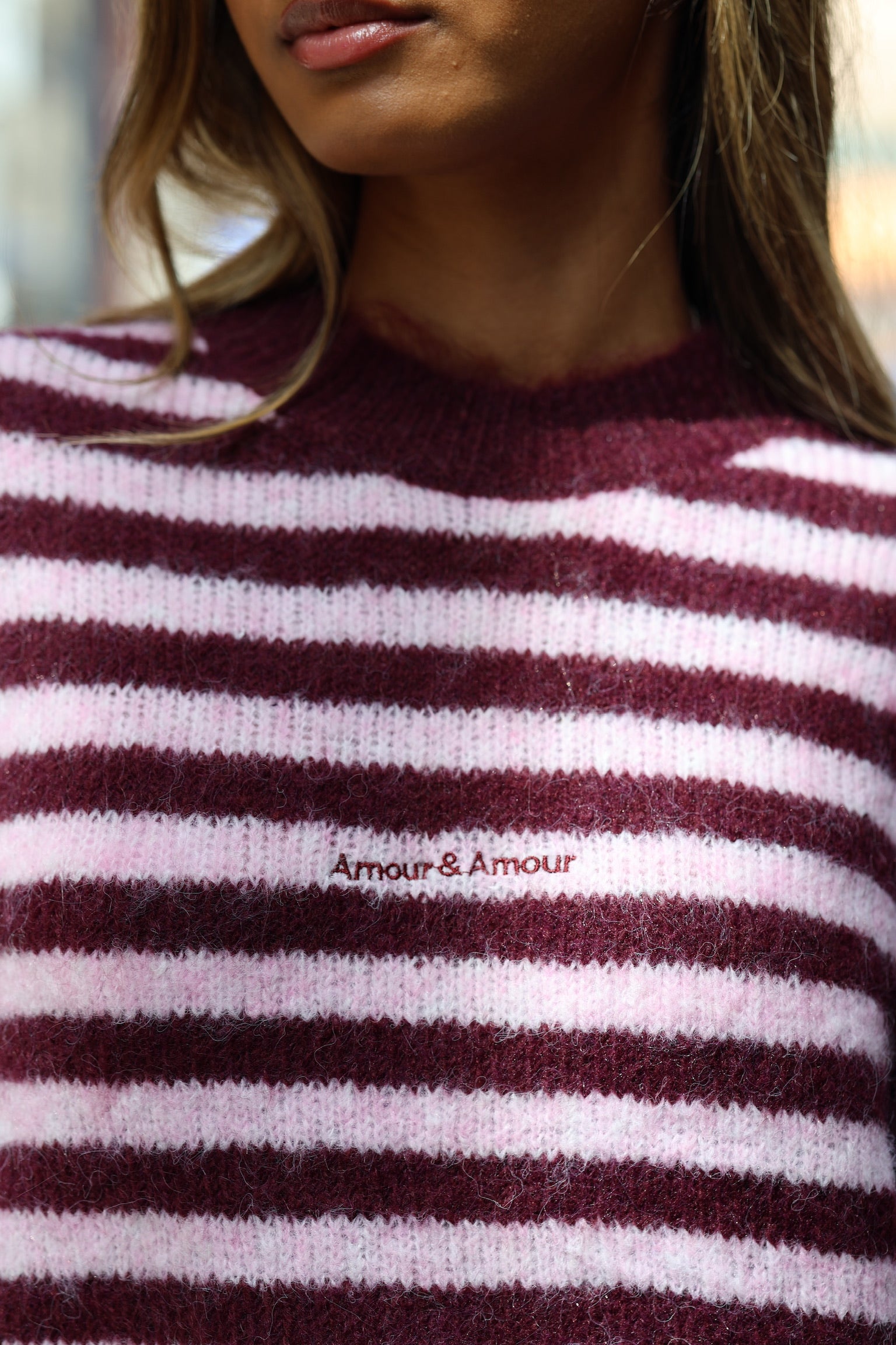 Pull rayé "AMOUR"