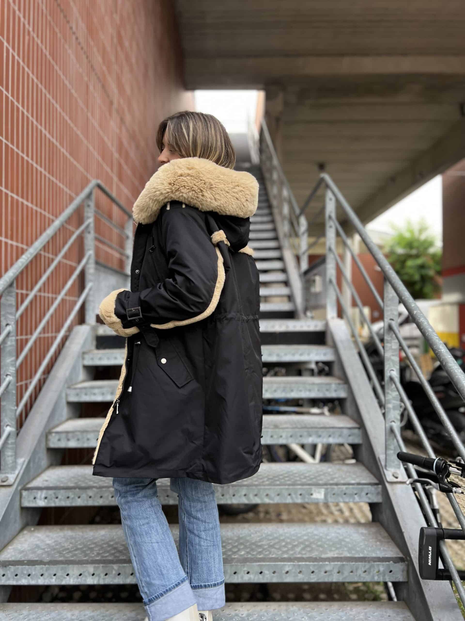 CAA0CEEE-6CE2-44D6-898C-A15A7BE8E3BE