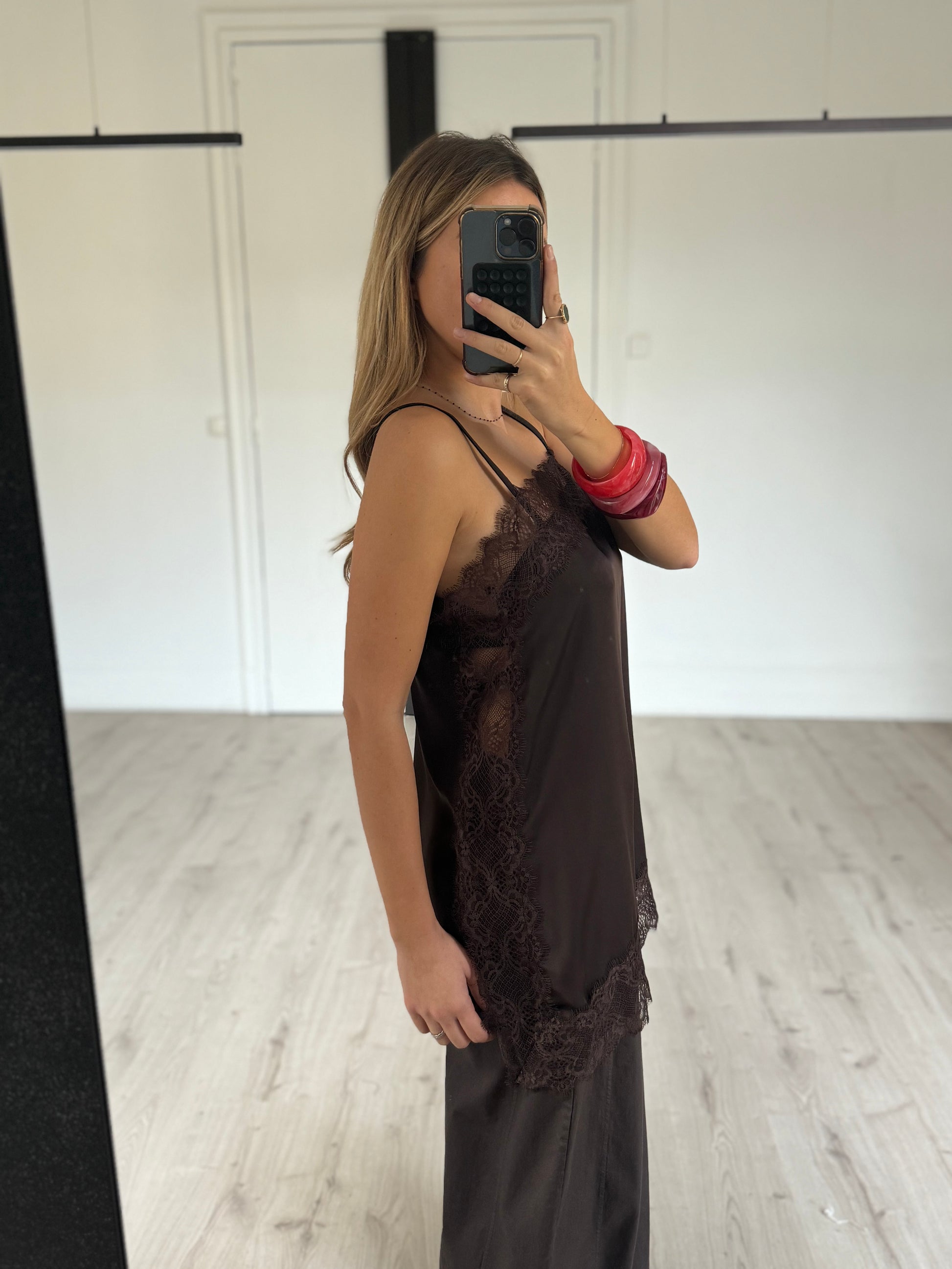 Débardeur dentelle droit