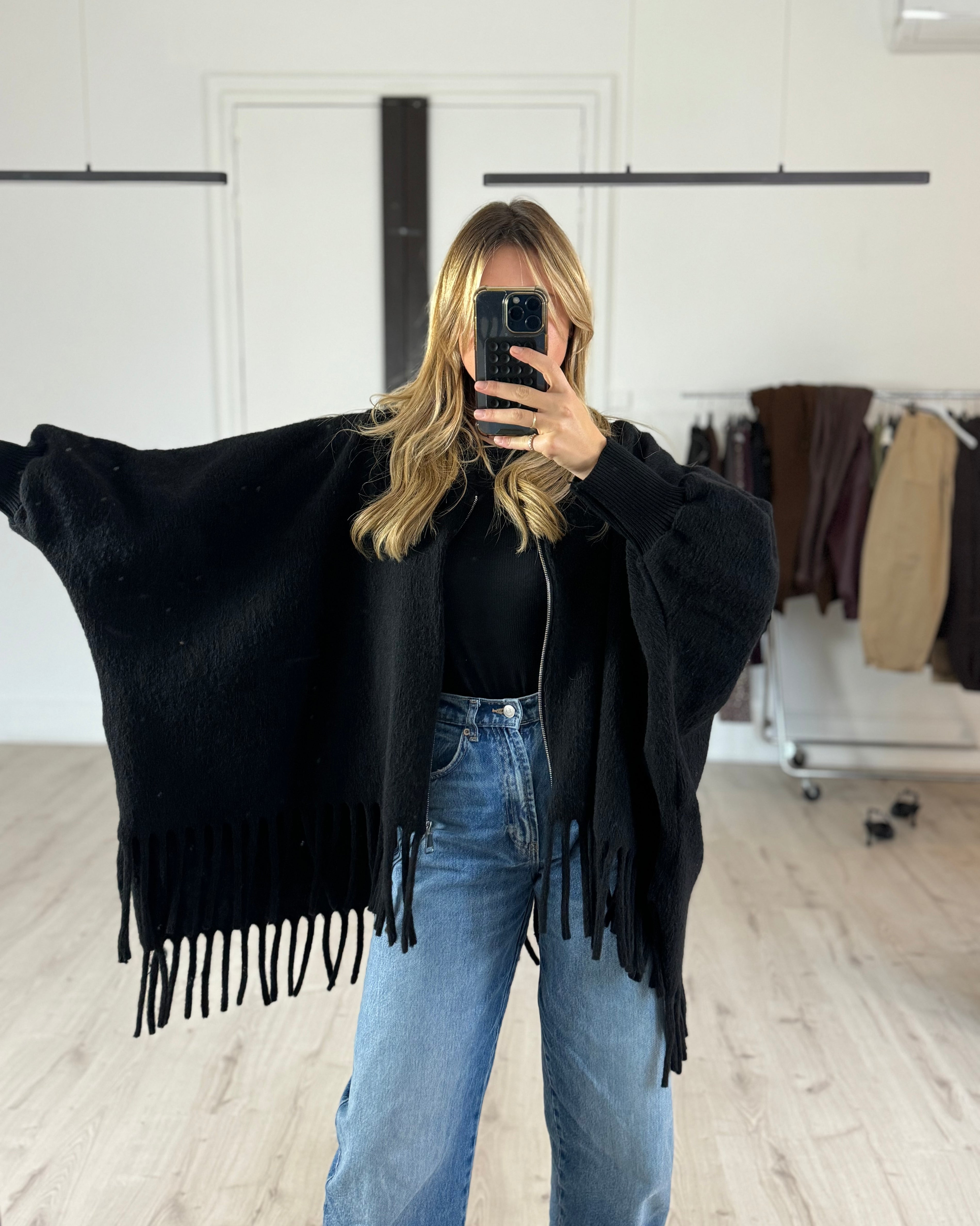 Veste / poncho à frange noir