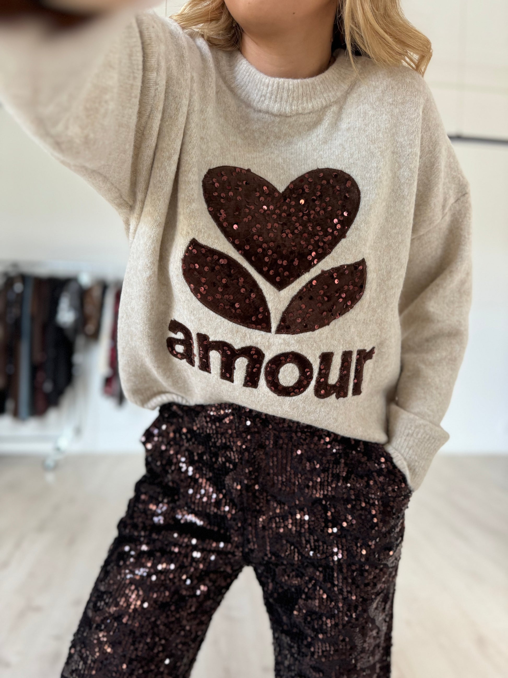 Pull « AMOUR »