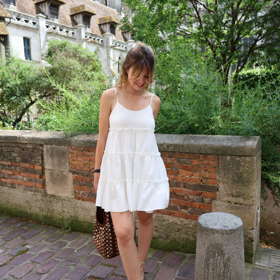 Robe blanche patineuse