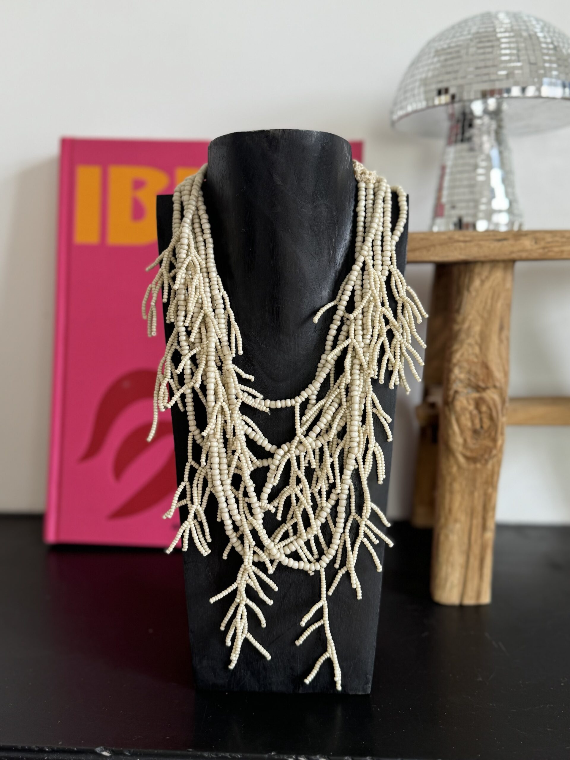 Collier "SHELL"